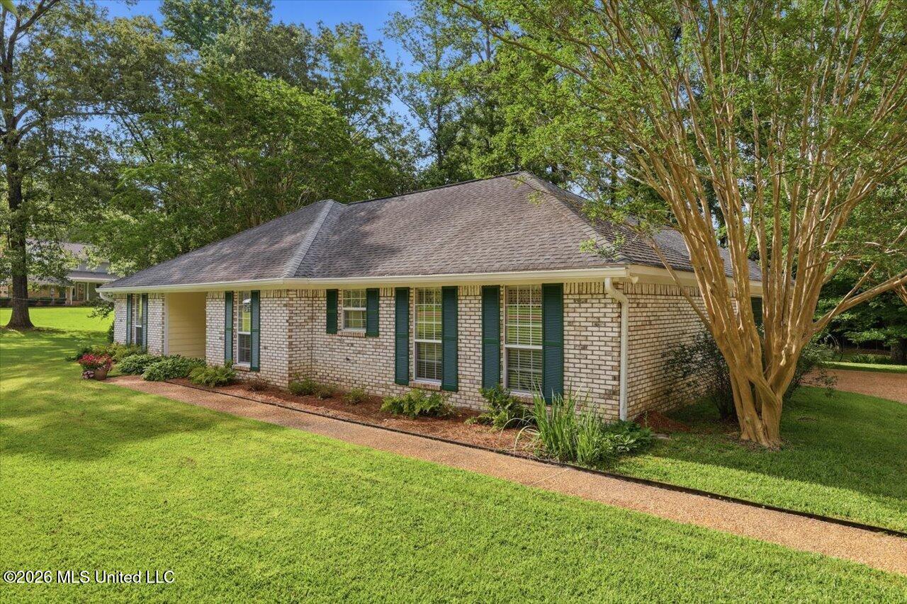 120 Robinson Cove Property Photo 3