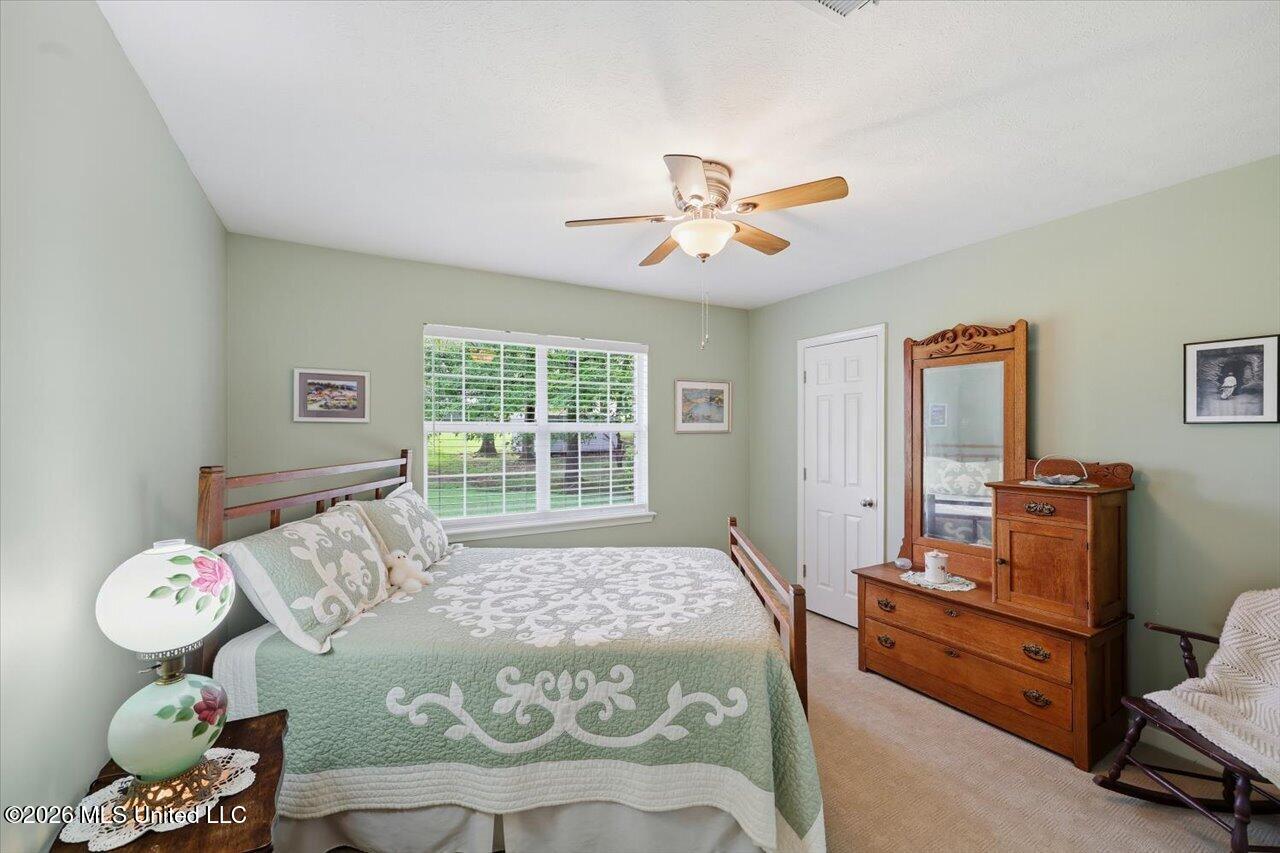 120 Robinson Cove Property Photo 29