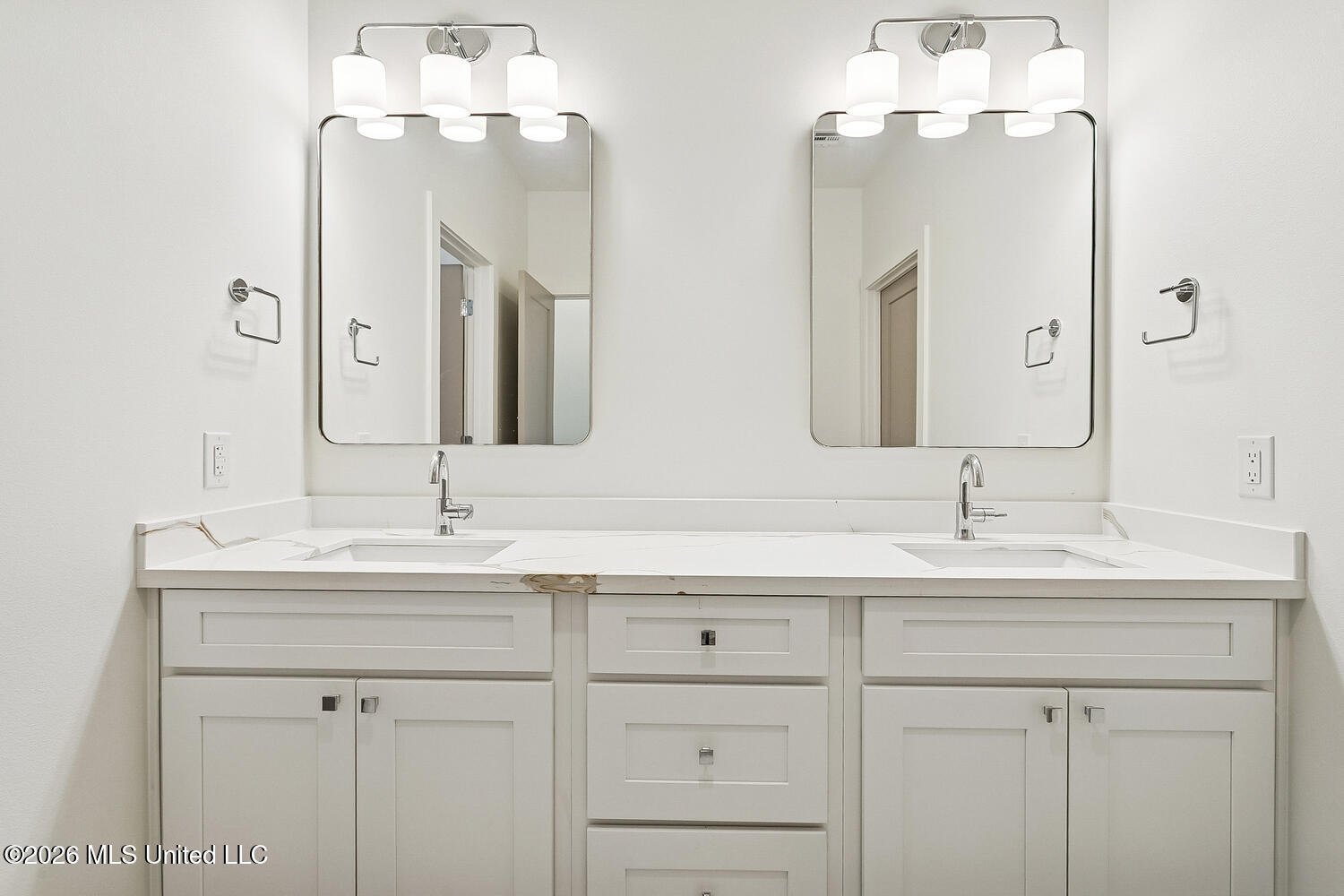 4194 Baffin Street Property Photo 27
