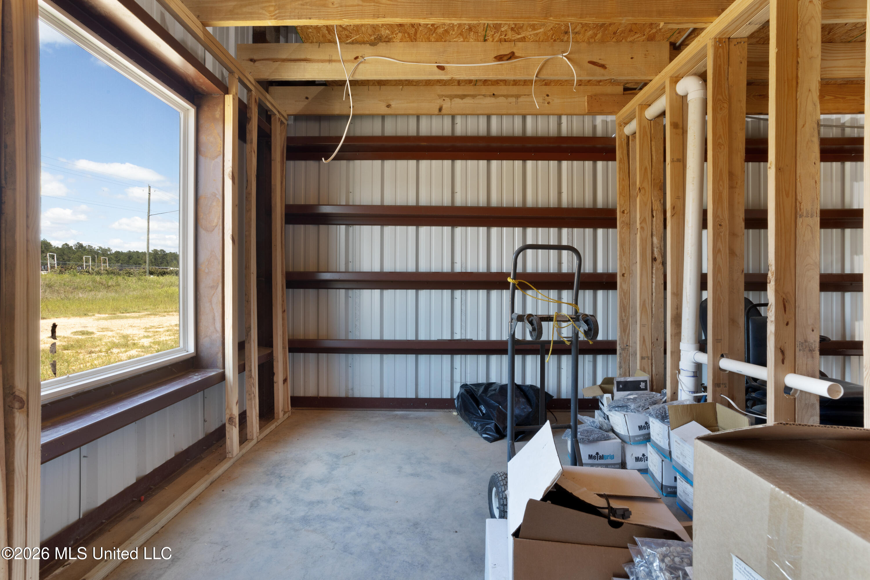 35 S Park Drive Property Photo 12