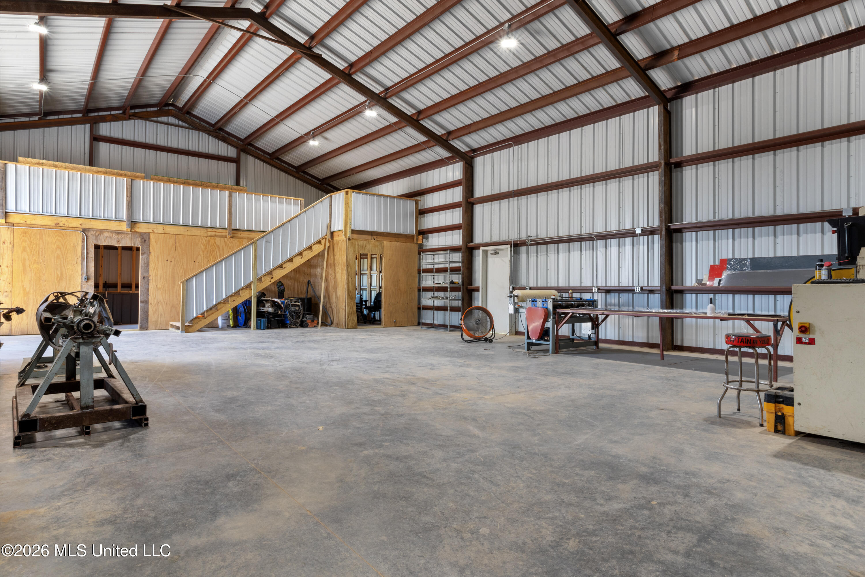 35 S Park Drive Property Photo 18