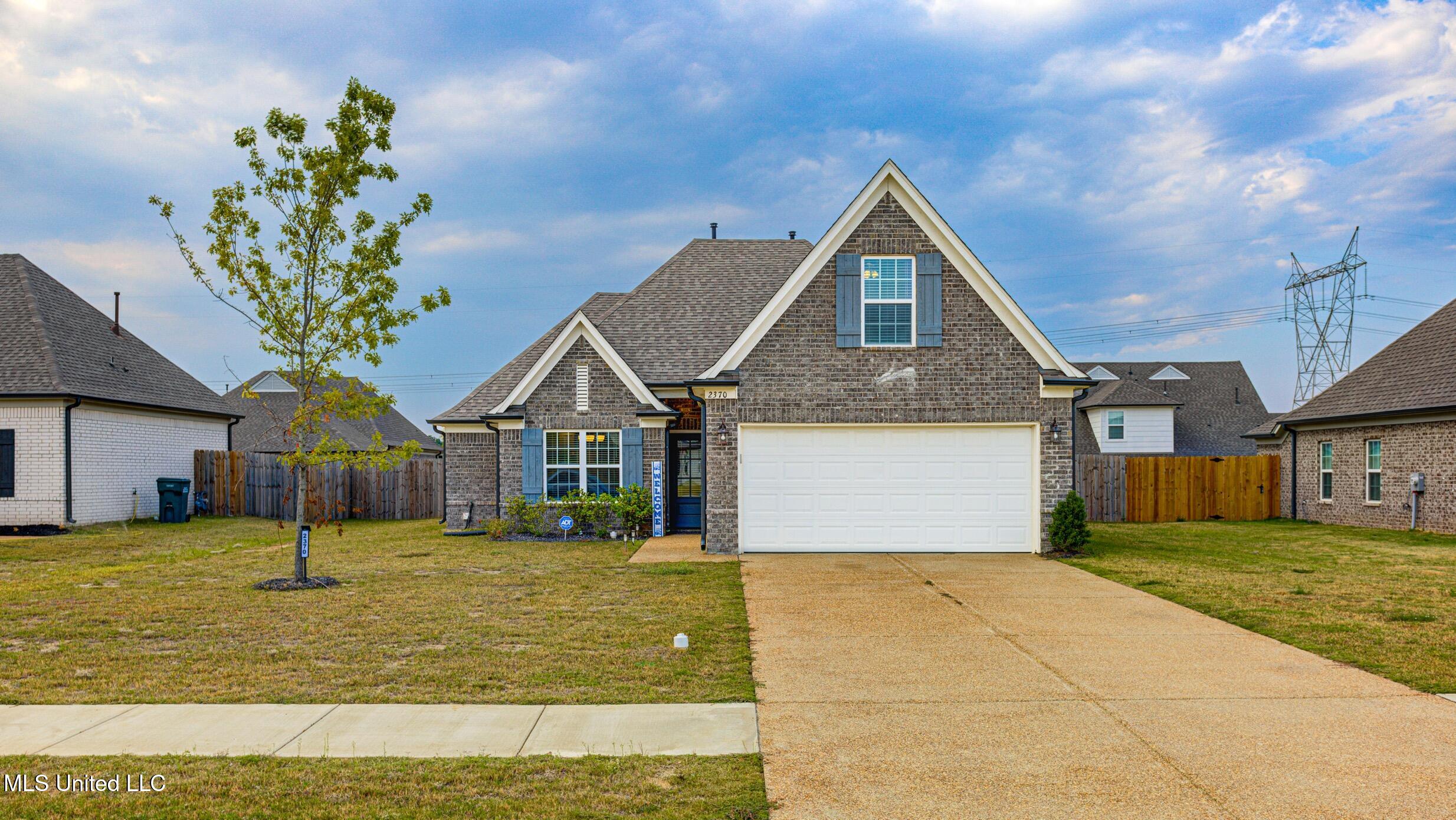 2370 Johnny Ray Drive Property Photo 1