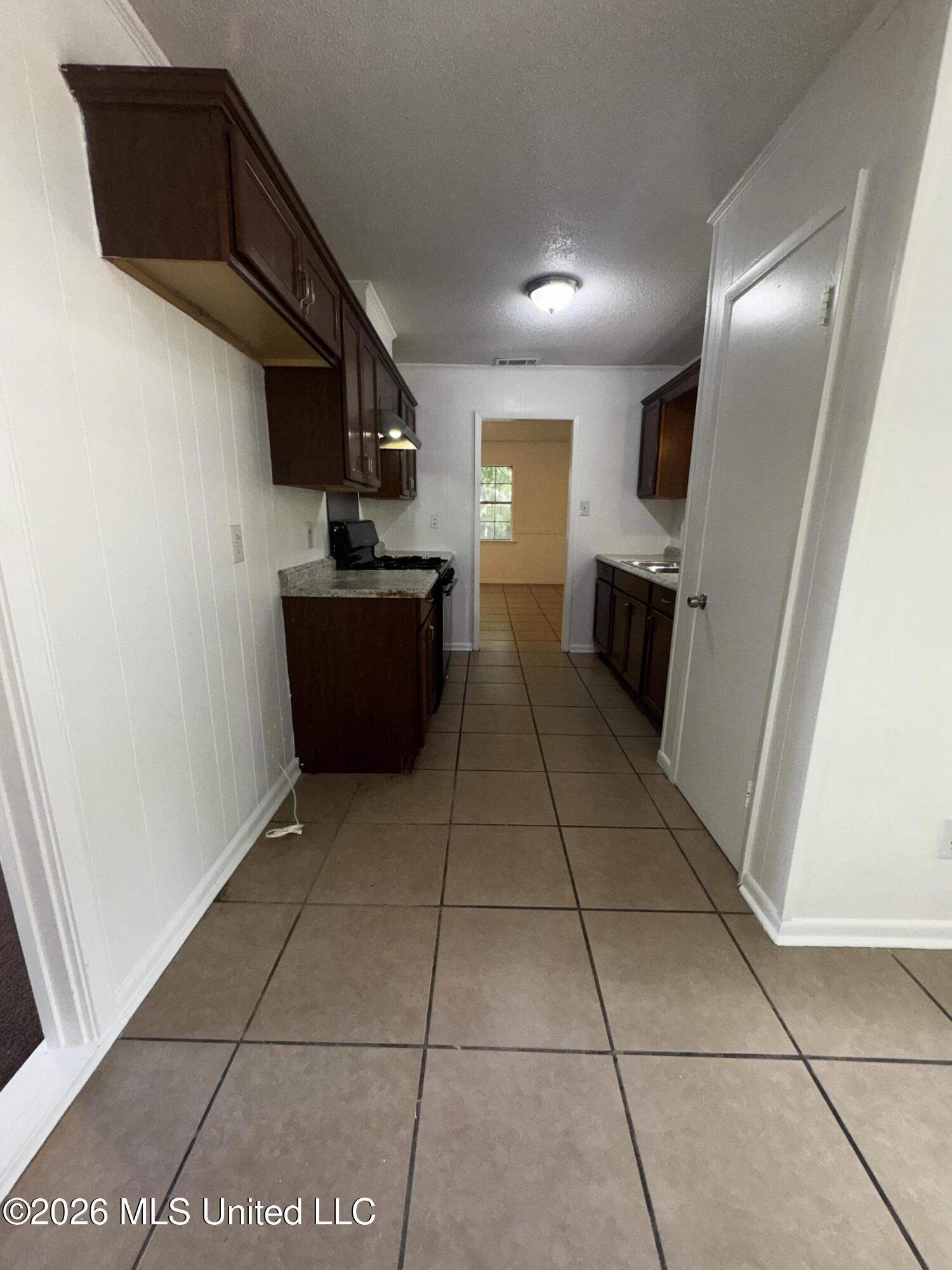 121 Chastity Drive Property Photo 4
