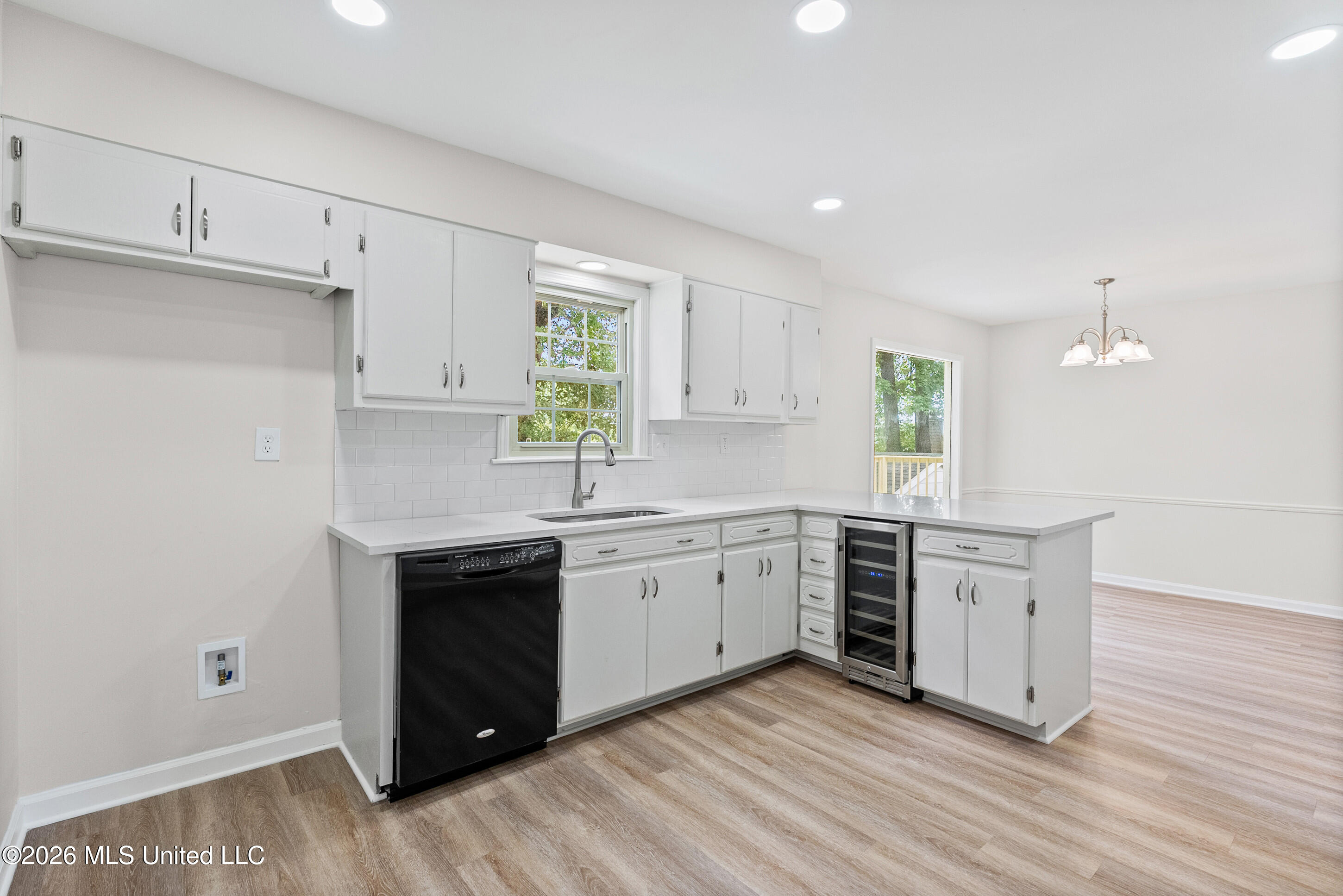 8811 Cypress Cove Property Photo 14