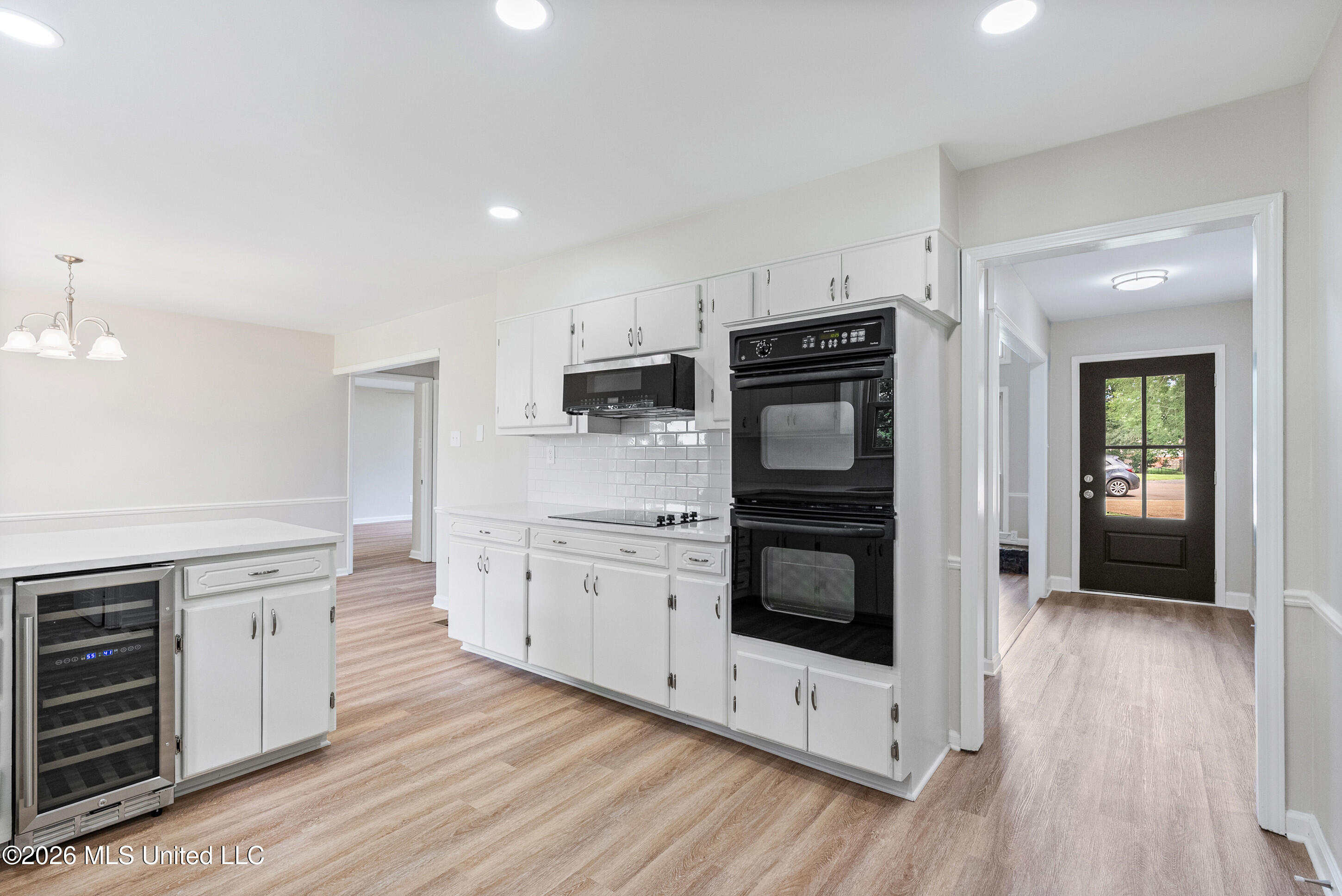 8811 Cypress Cove Property Photo 15