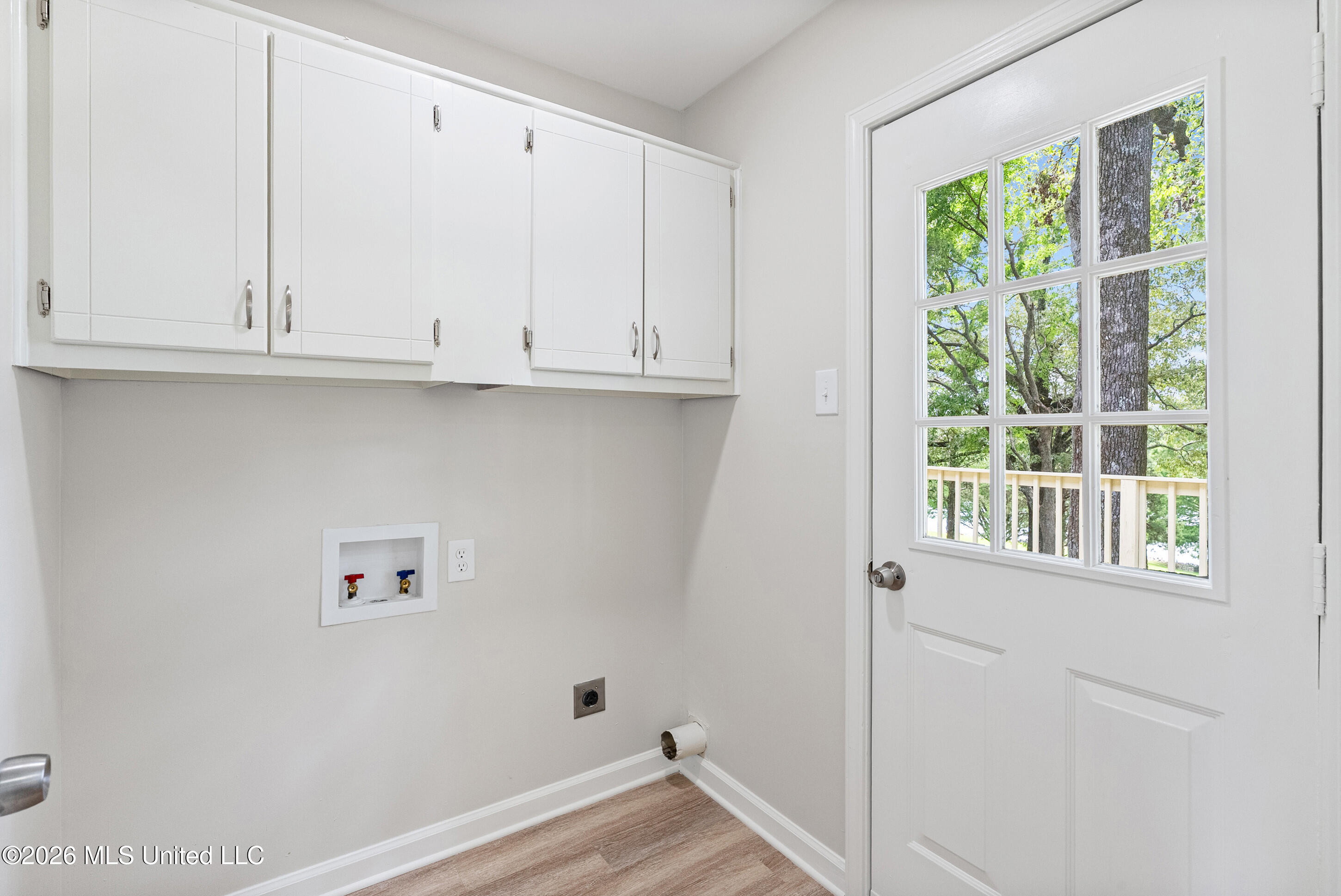 8811 Cypress Cove Property Photo 16
