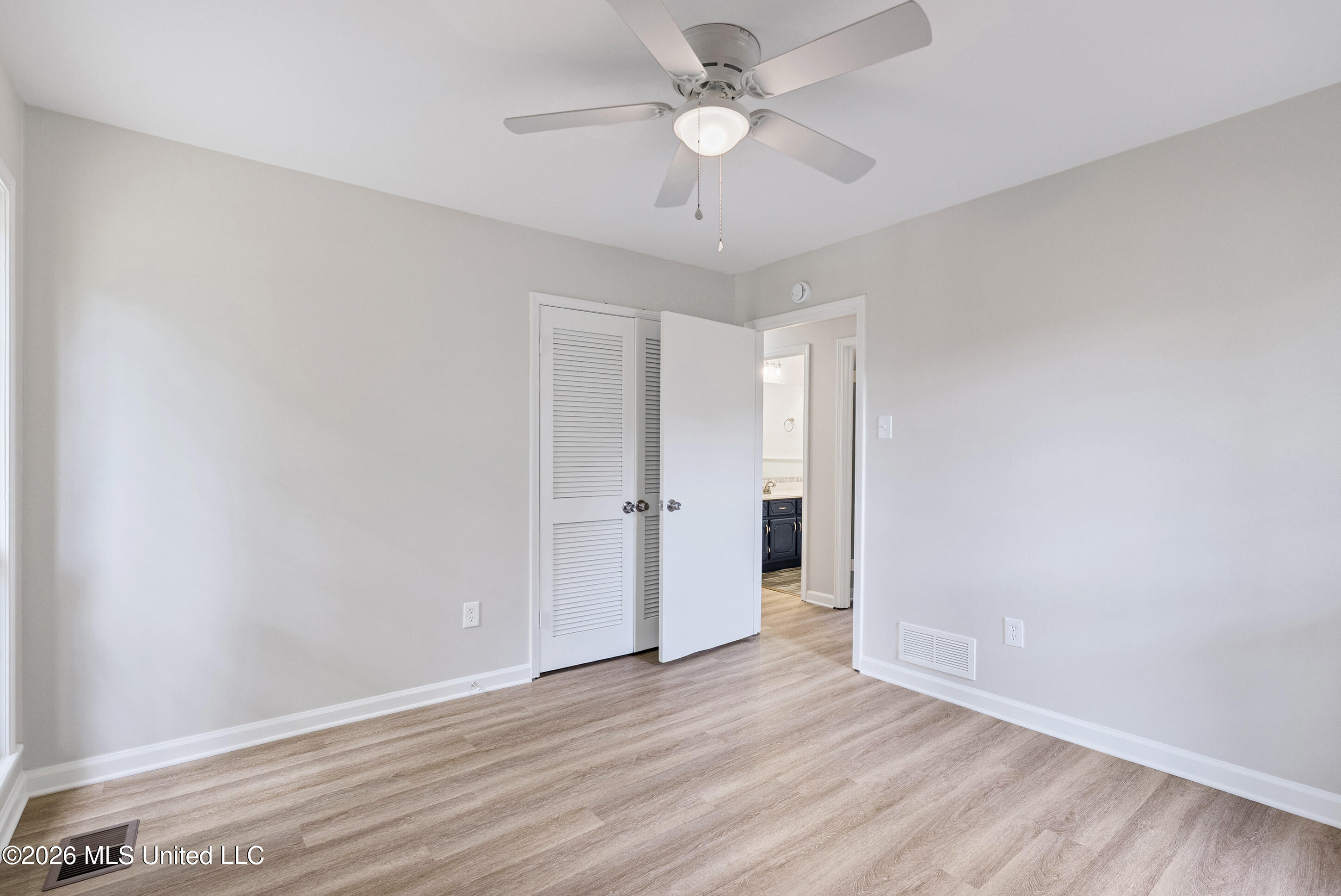 8811 Cypress Cove Property Photo 19