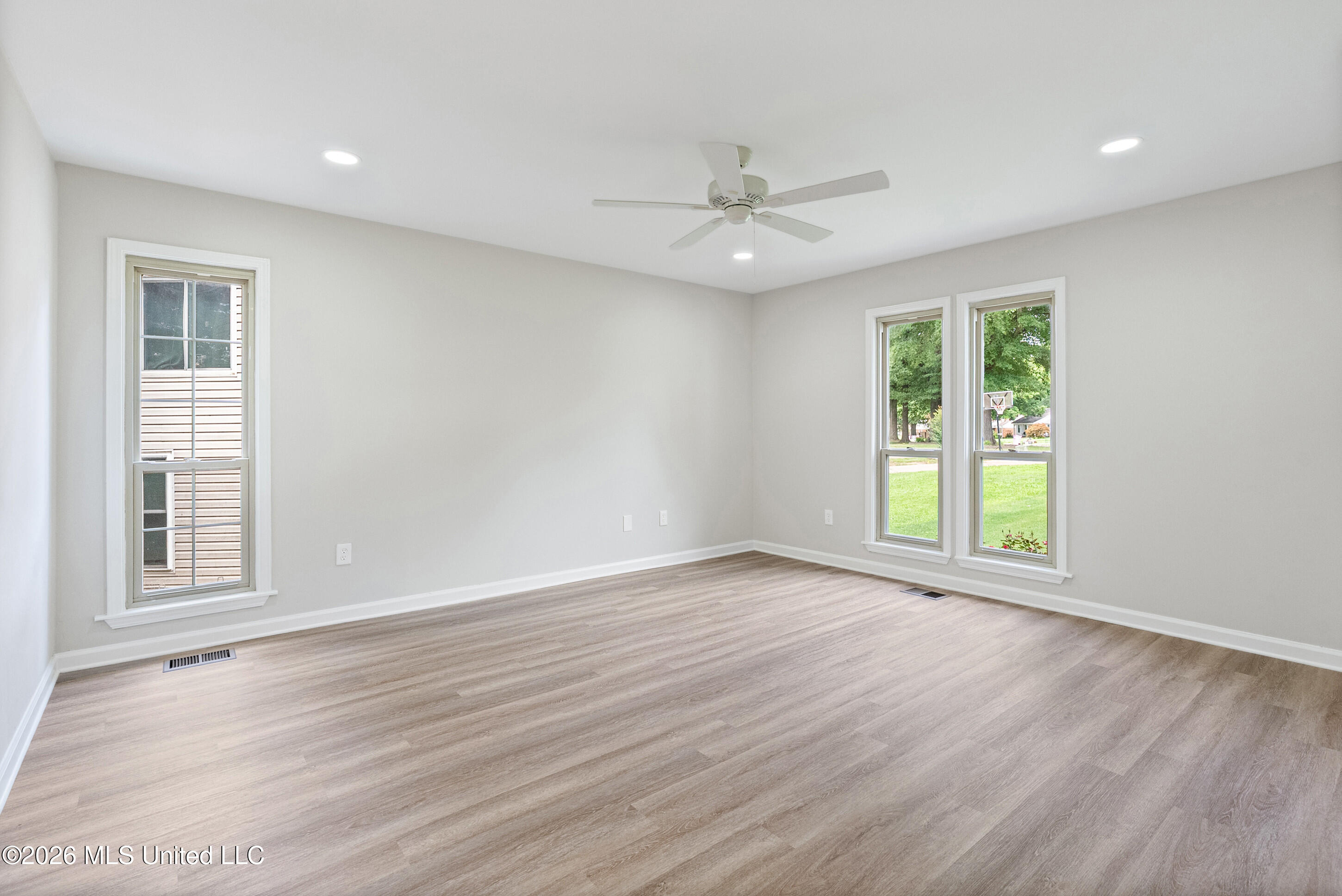 8811 Cypress Cove Property Photo 21