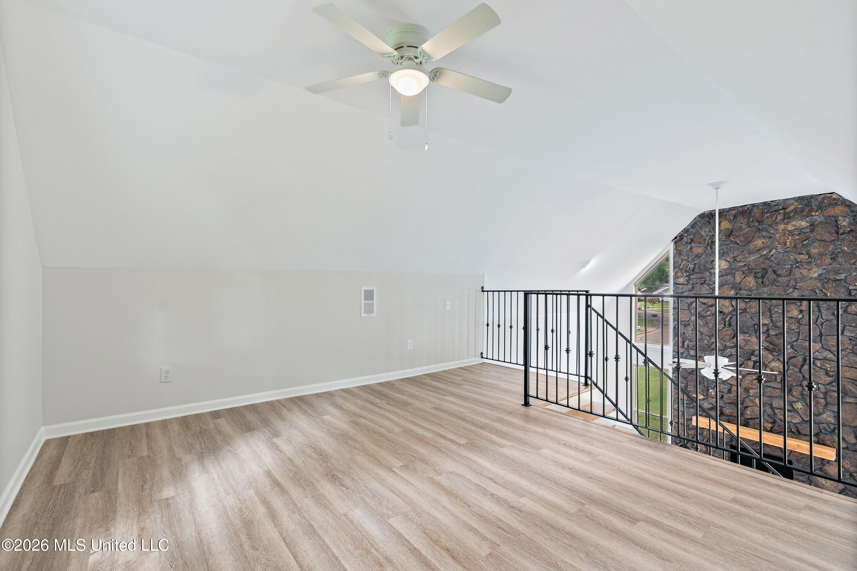 8811 Cypress Cove Property Photo 26