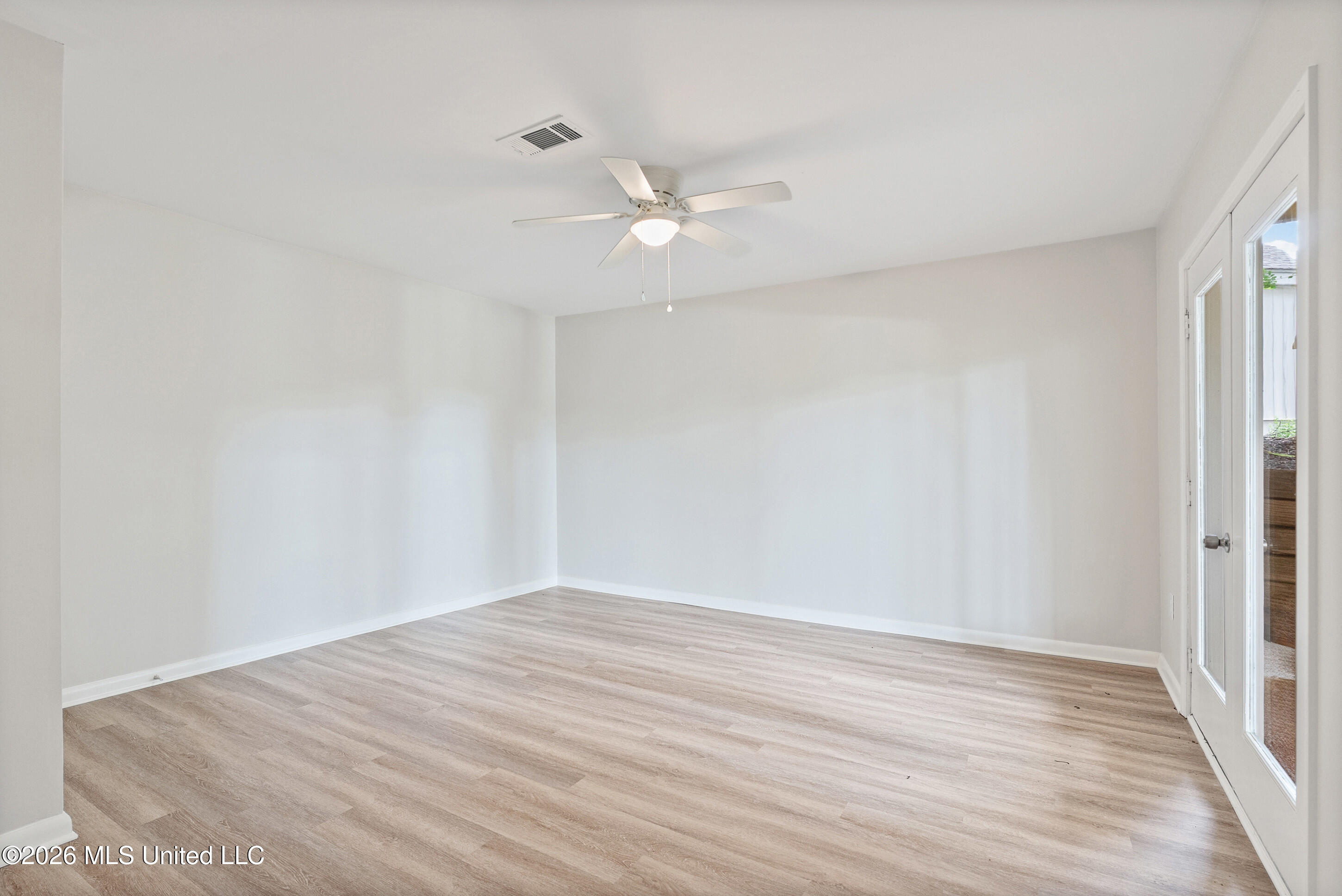 8811 Cypress Cove Property Photo 29
