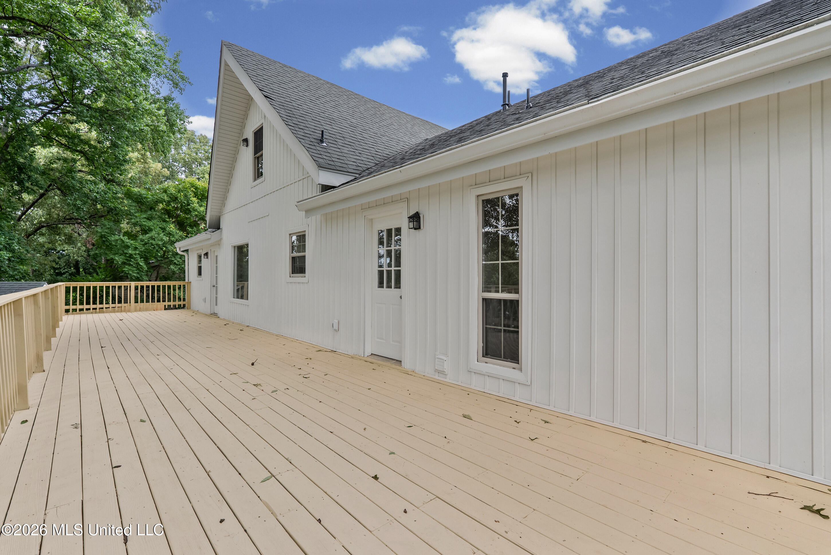 8811 Cypress Cove Property Photo 34