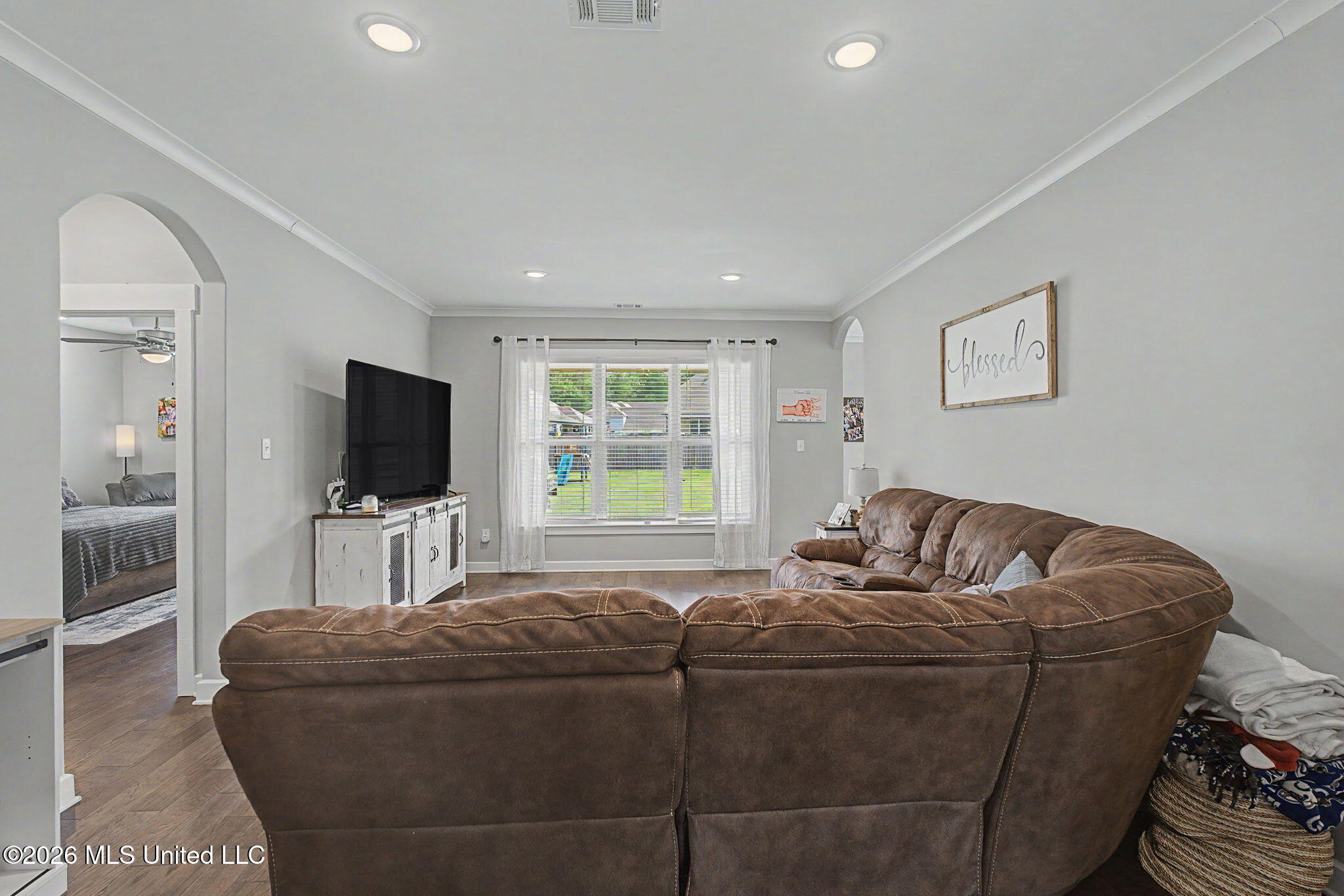 7314 E Hawks Crossing Drive Property Photo 7
