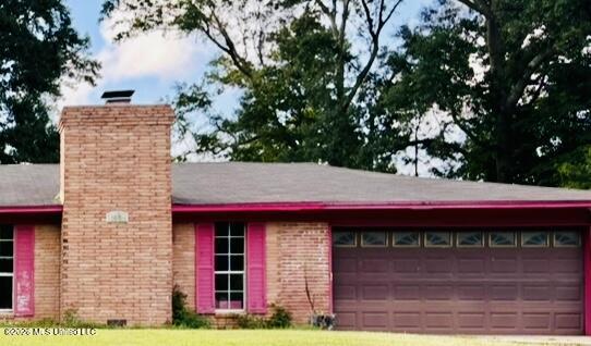 105 Strothers Drive Property Photo 2
