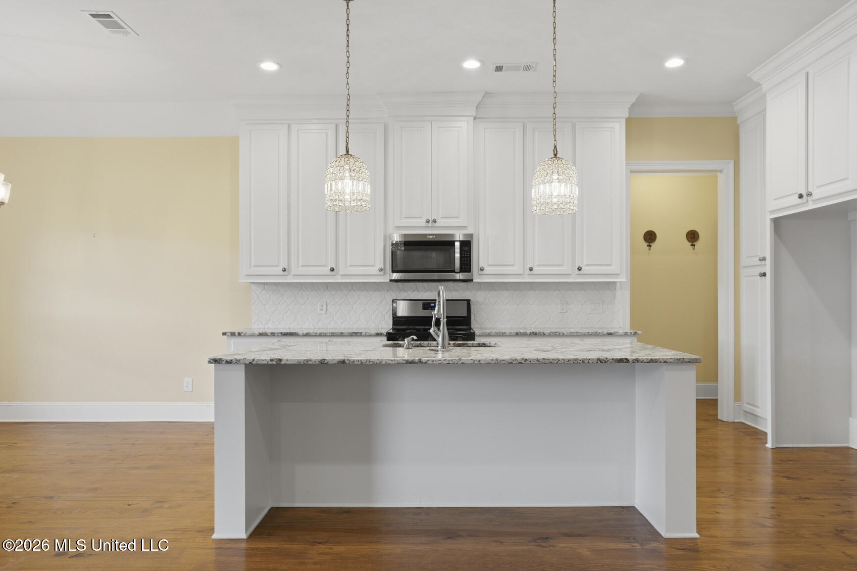 174 Falls Crossing Property Photo 16