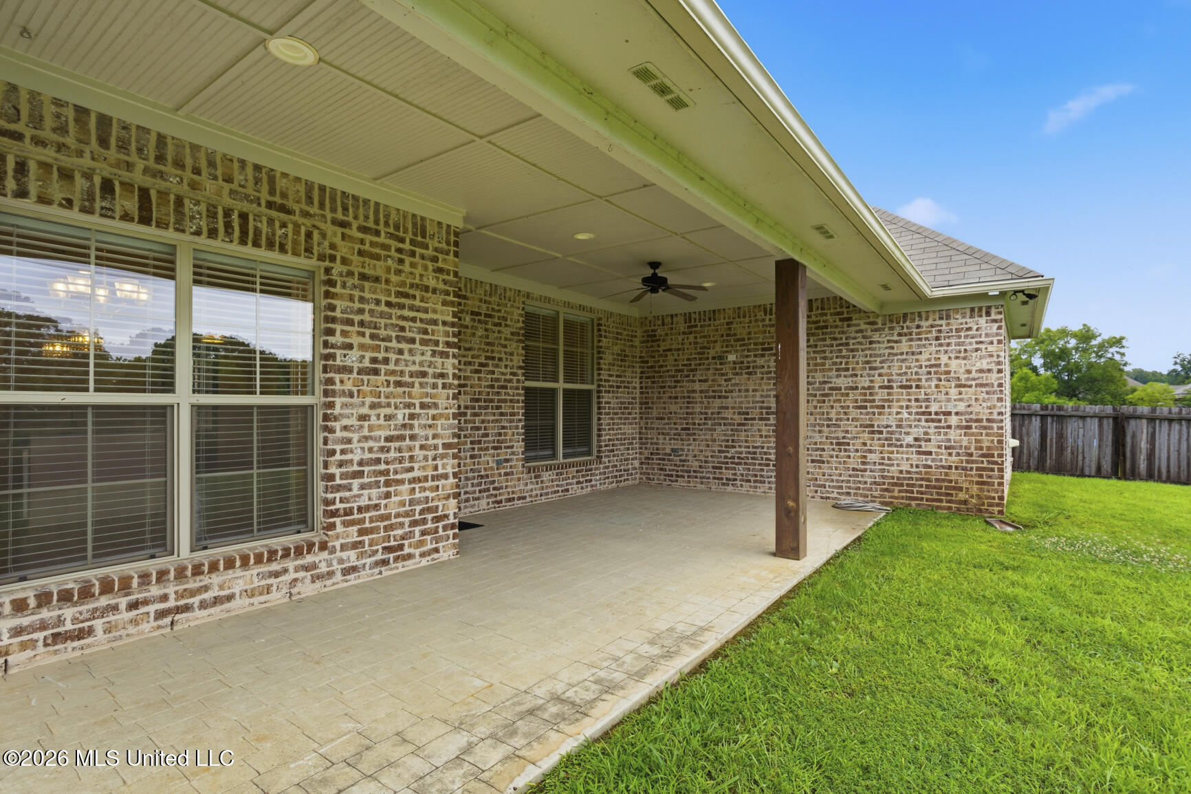 174 Falls Crossing Property Photo 36