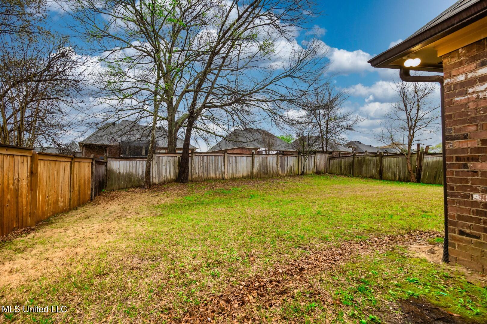 106 Wells Court Property Photo 4