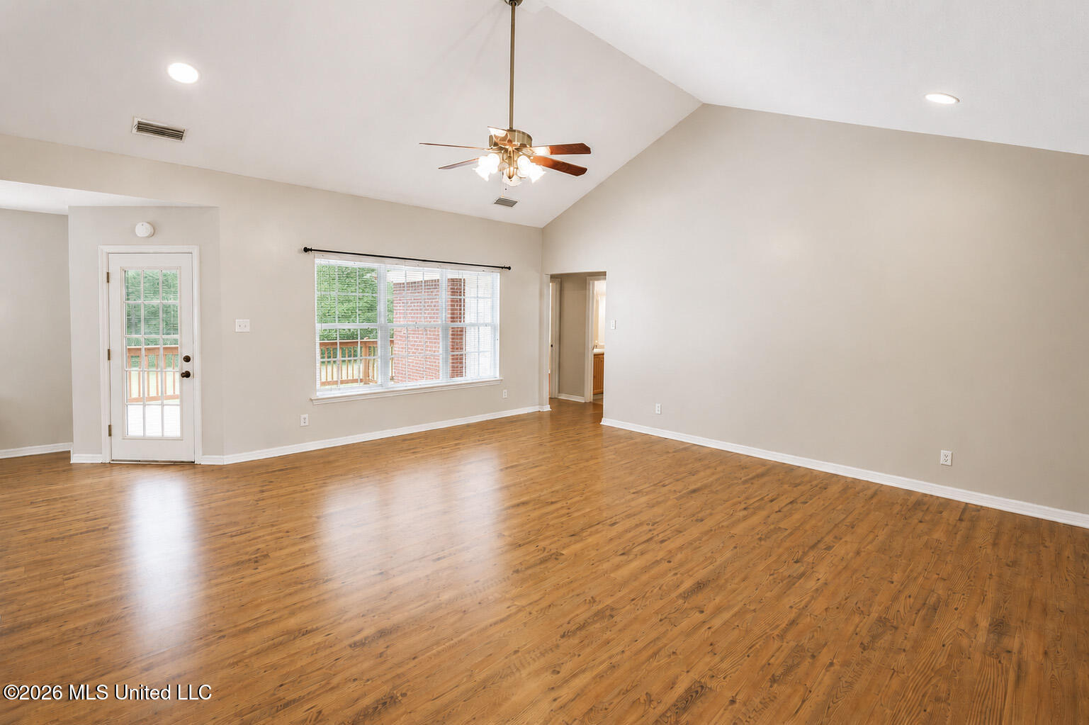138 Estelle Drive Property Photo 7