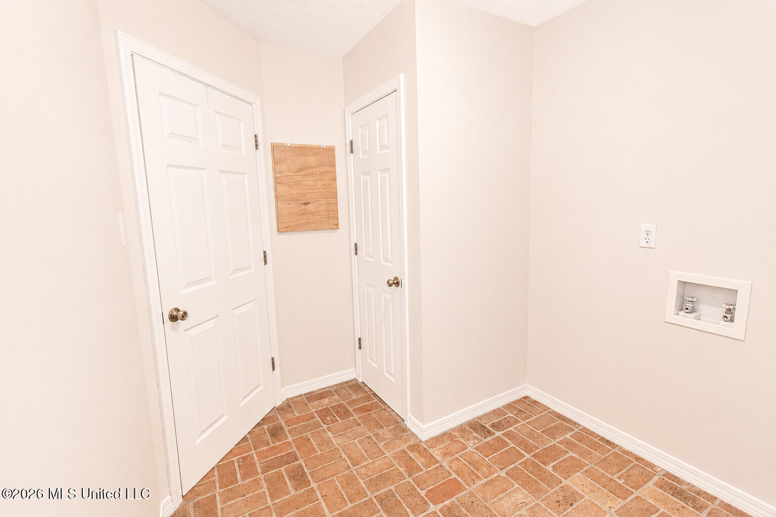 138 Estelle Drive Property Photo 34