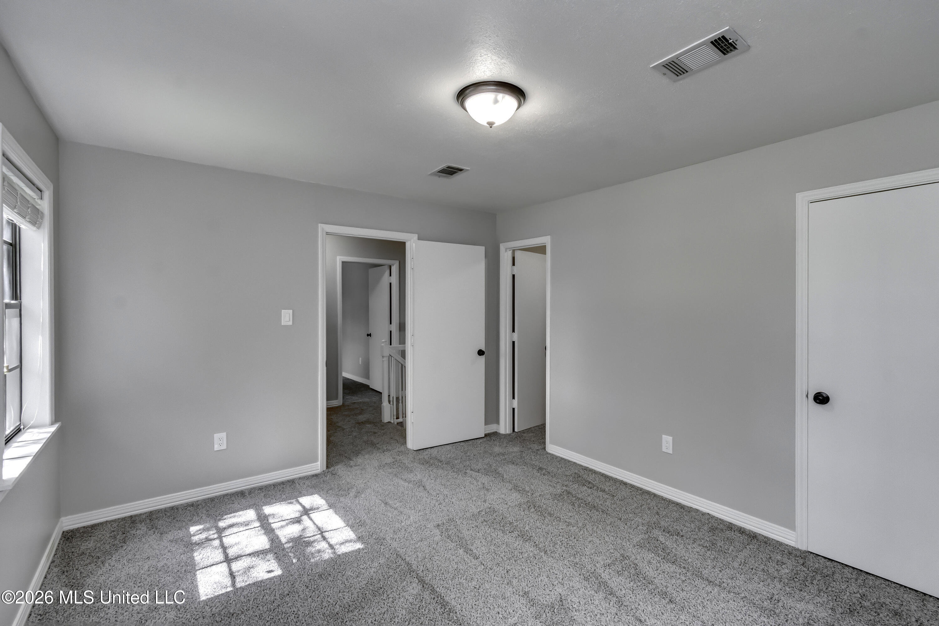 121 N Central Avenue Property Photo 47