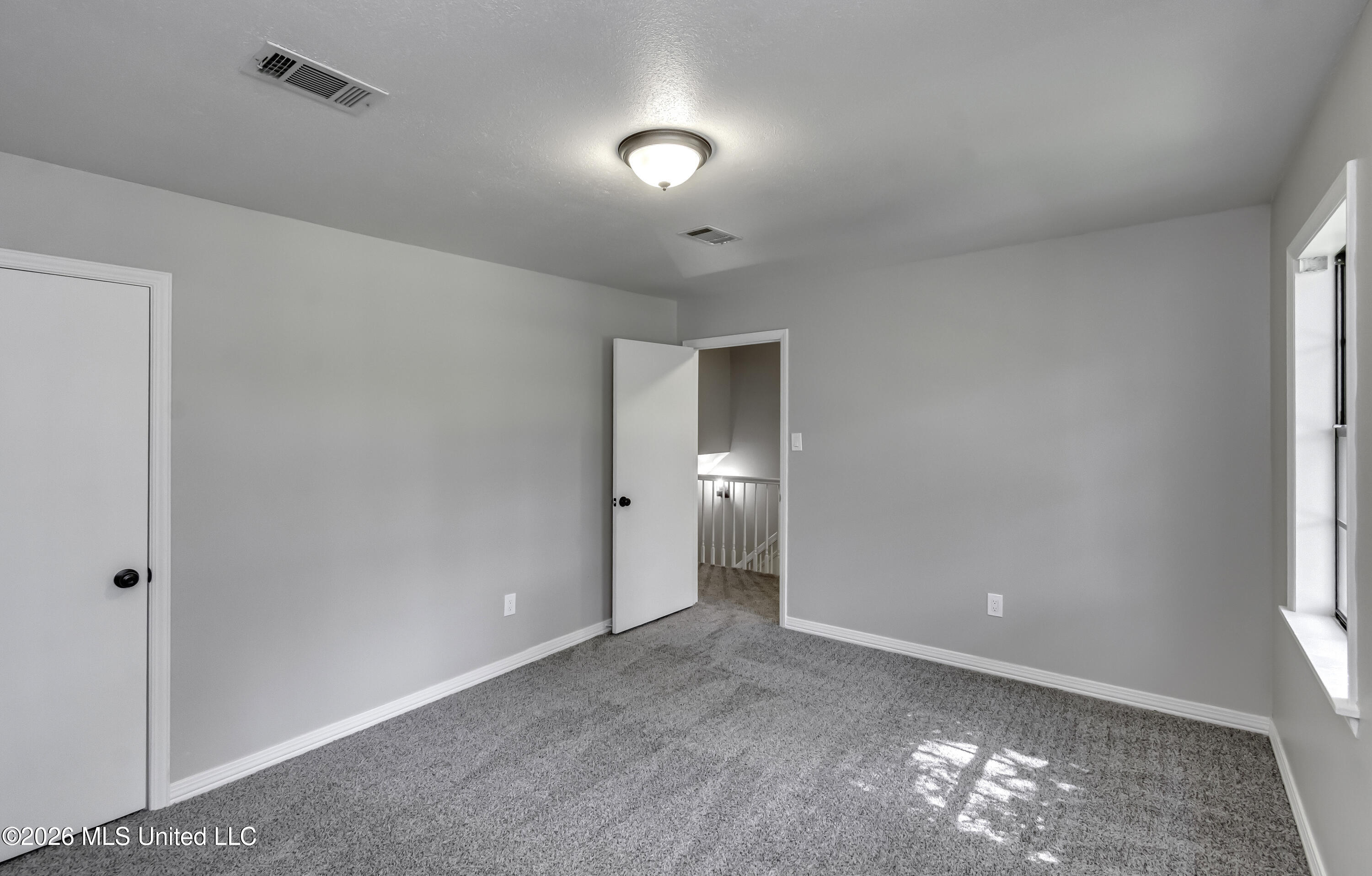 121 N Central Avenue Property Photo 54
