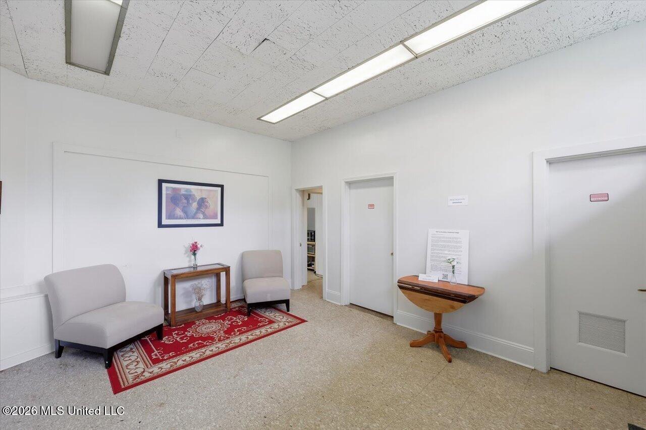 1800 Tv Road Property Photo 4