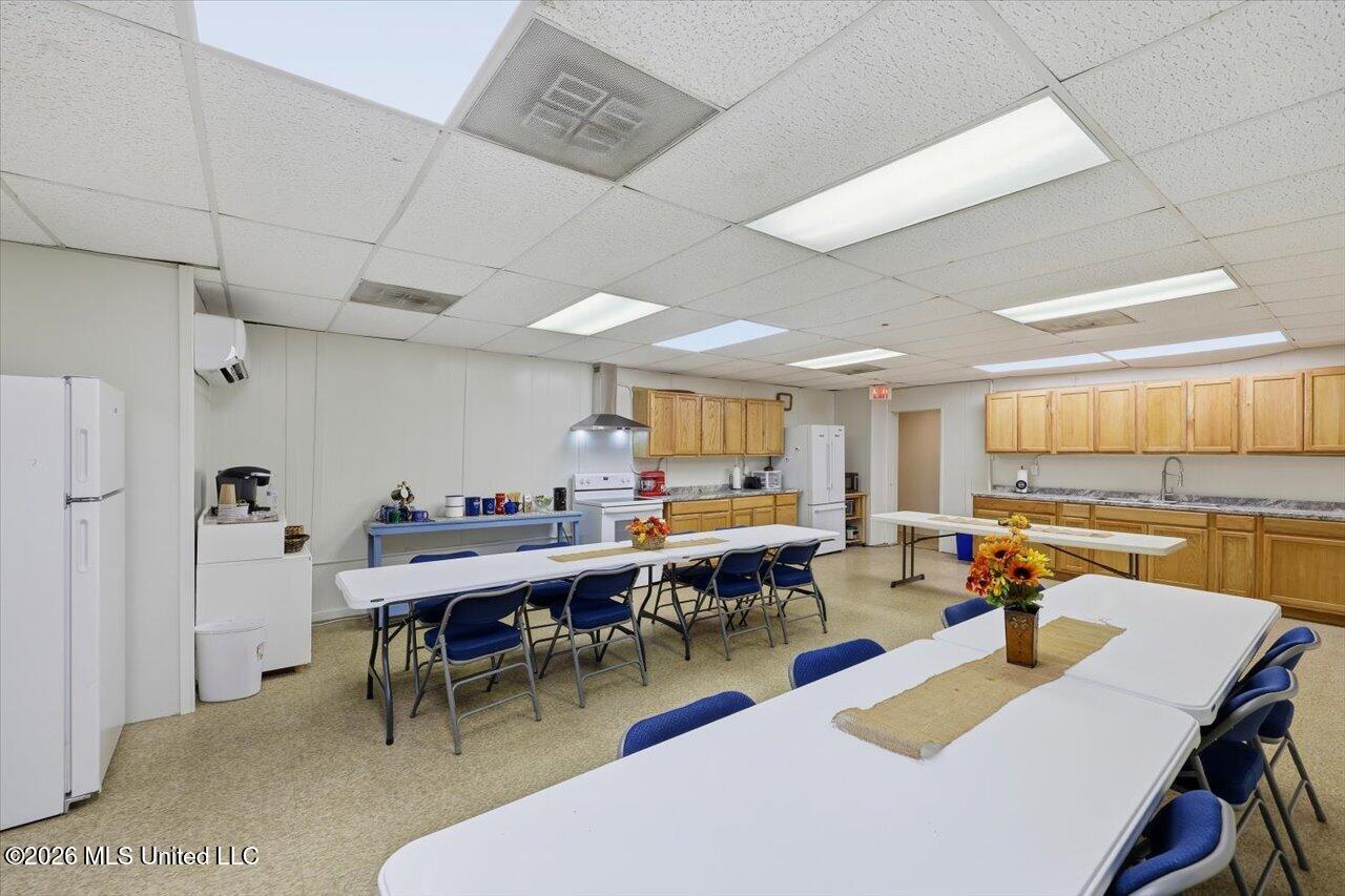 1800 Tv Road Property Photo 15