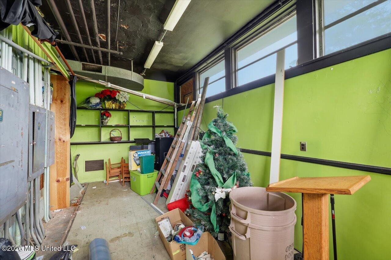 1800 Tv Road Property Photo 31