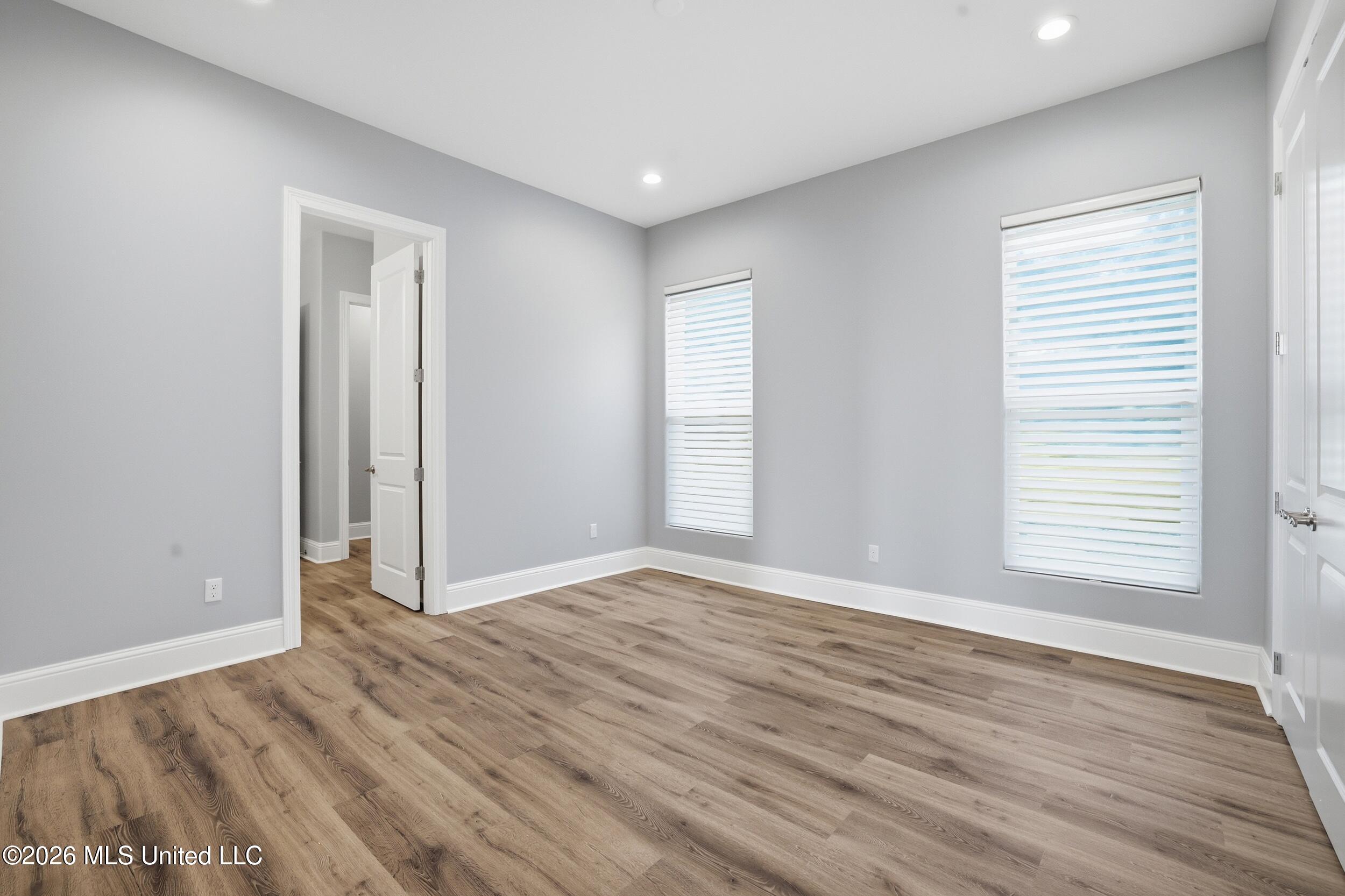 808 Powells Point Drive Property Photo 29
