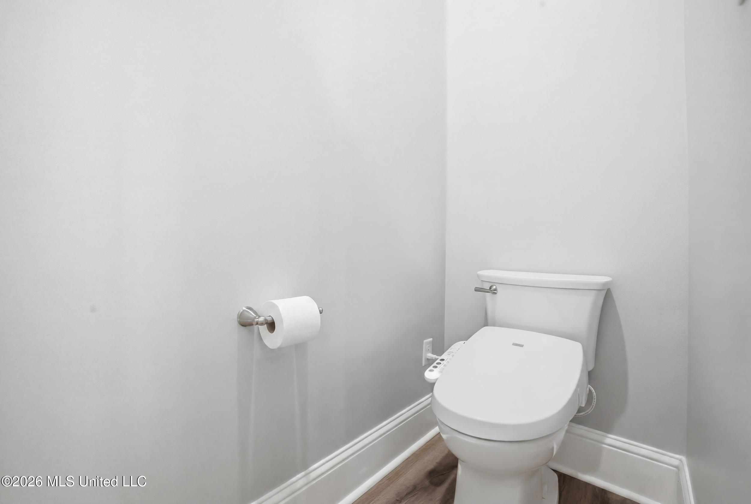 808 Powells Point Drive Property Photo 58