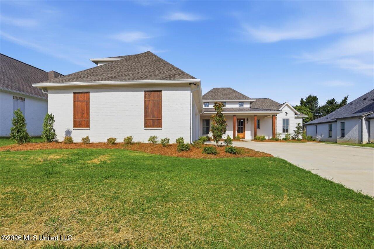 115 Genoa Drive Property Photo 2