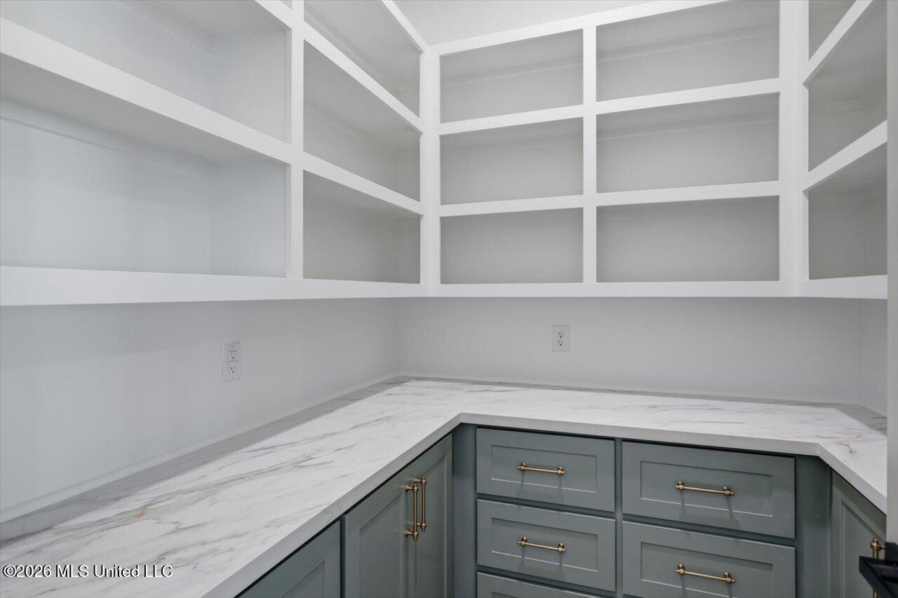 115 Genoa Drive Property Photo 16