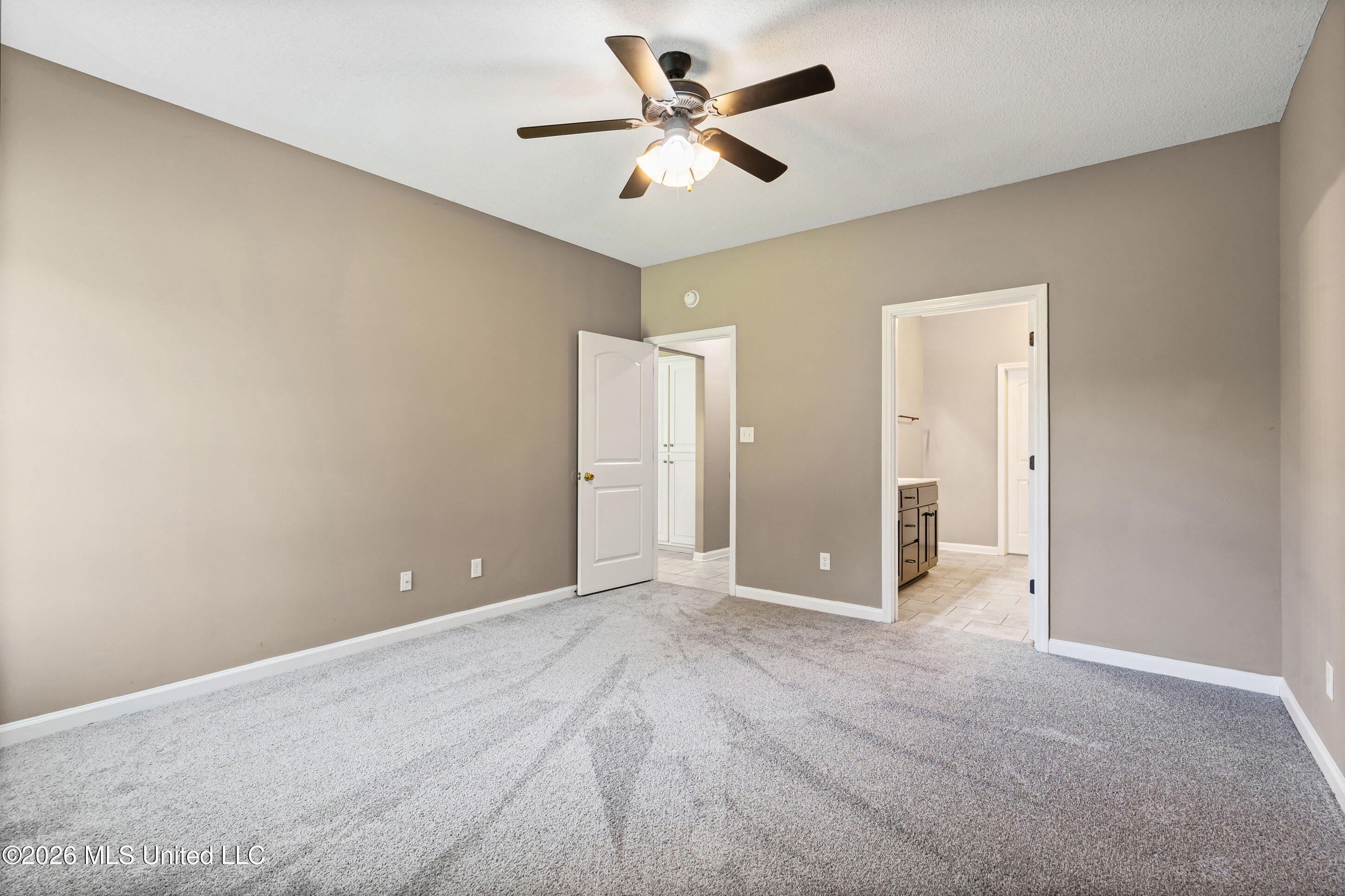 4274 Markston Drive Property Photo 7