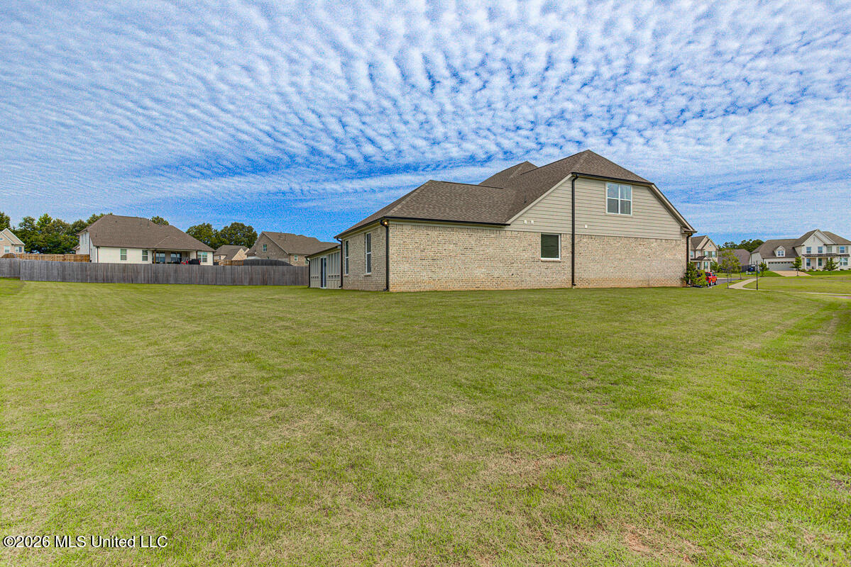9523 Park Trail Road Property Photo 31