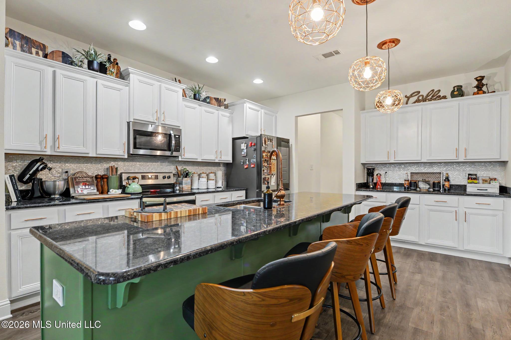 6682 Sugarcane Circle Property Photo 8