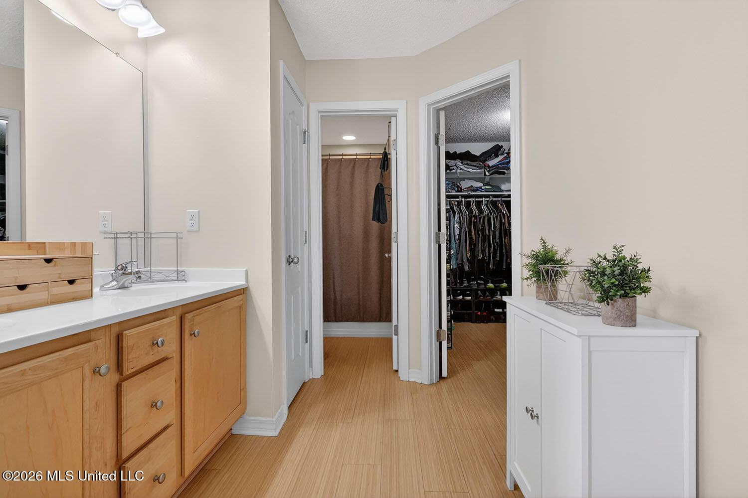 3723 Springwood Lane Property Photo 16