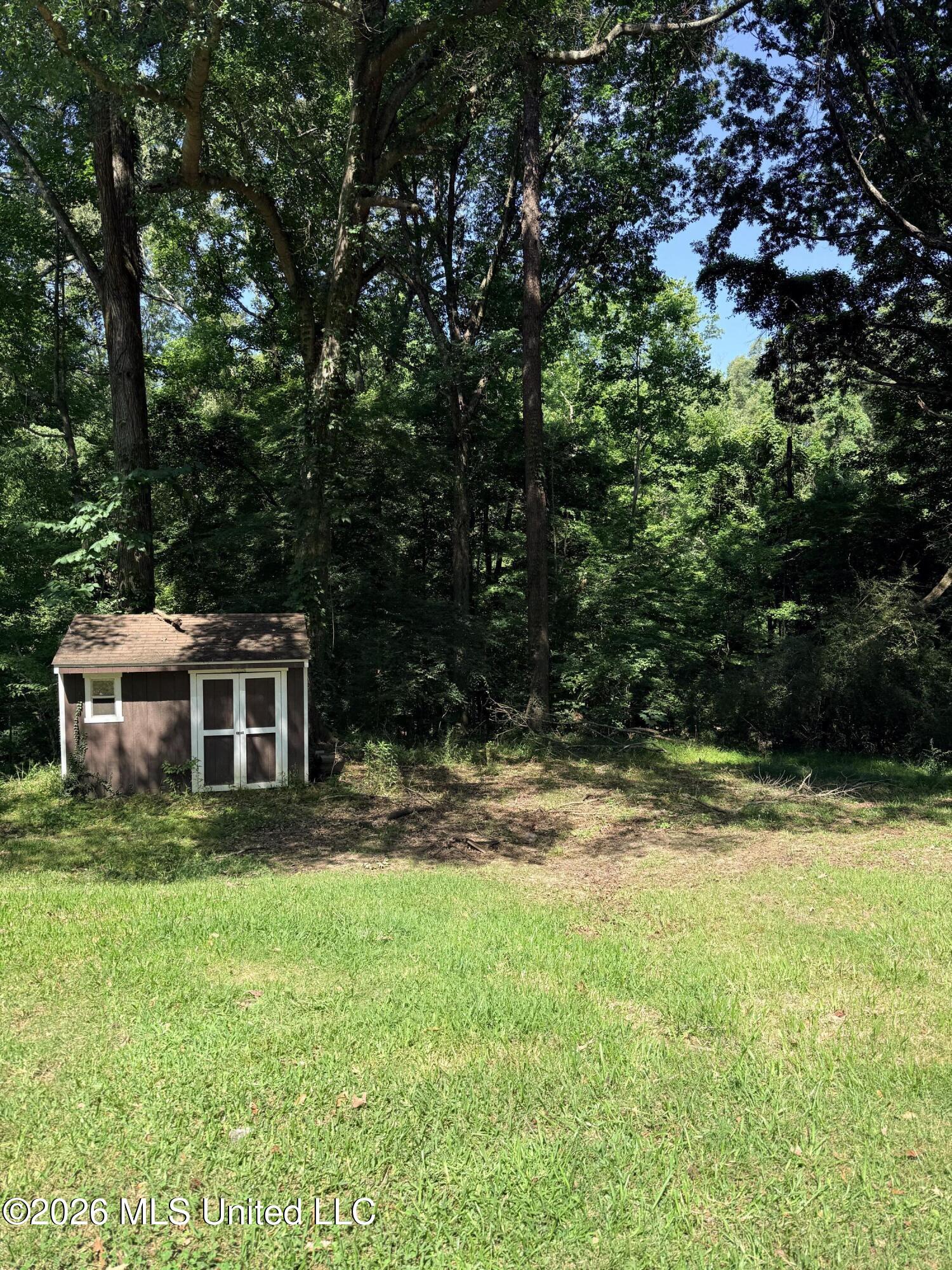 417 Silver Creek Drive Property Photo 20