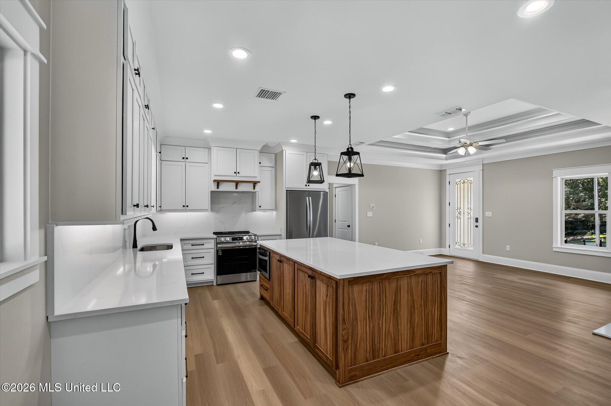 6632 Alii Place Property Photo 6