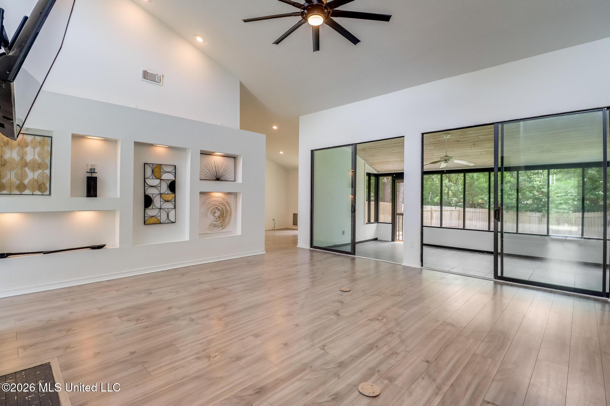 8818 Hana Place Property Photo 4