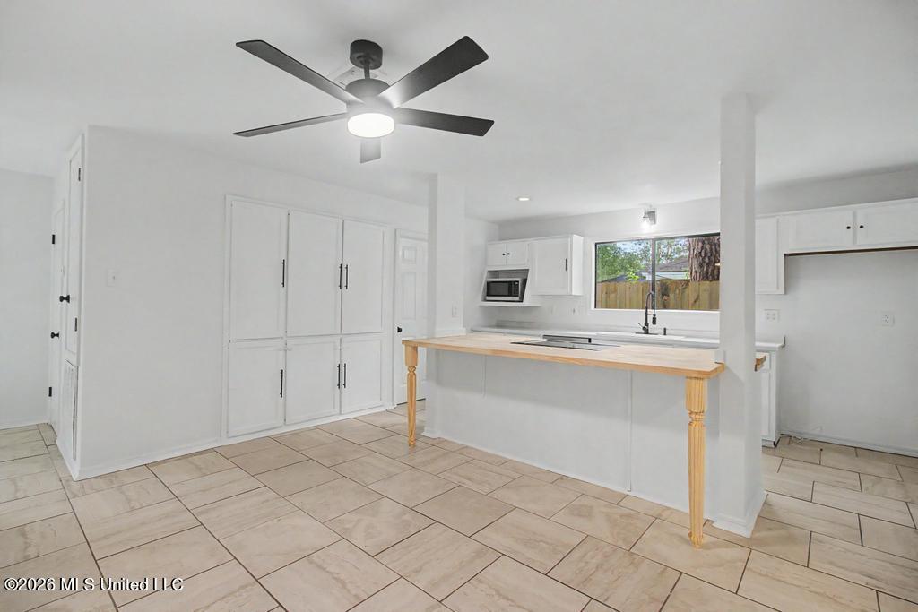 8818 Hana Place Property Photo 11