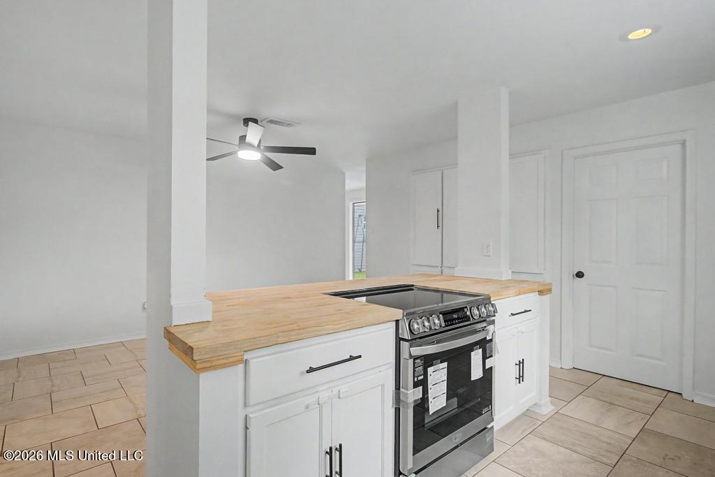 8818 Hana Place Property Photo 15