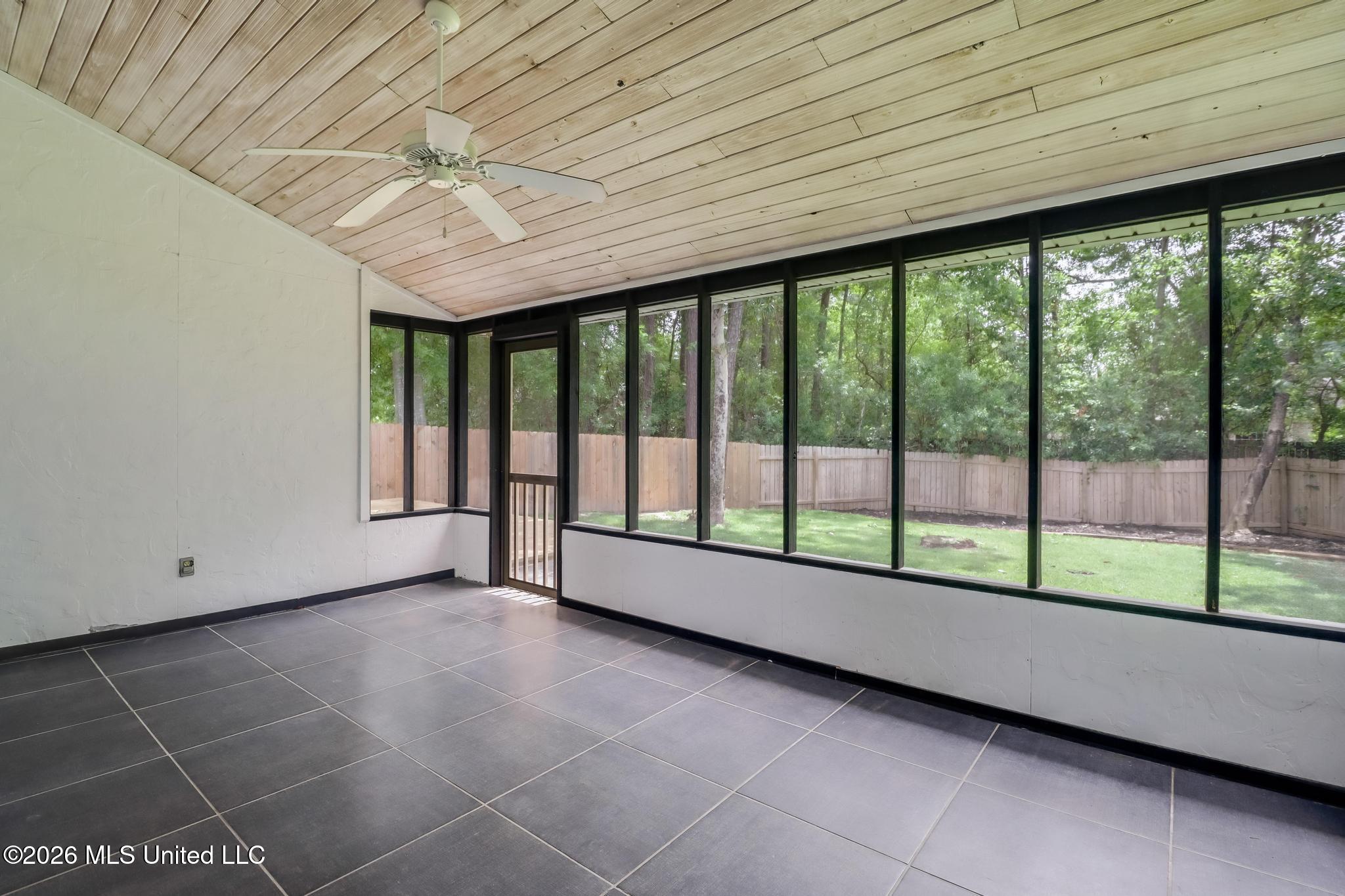 8818 Hana Place Property Photo 16