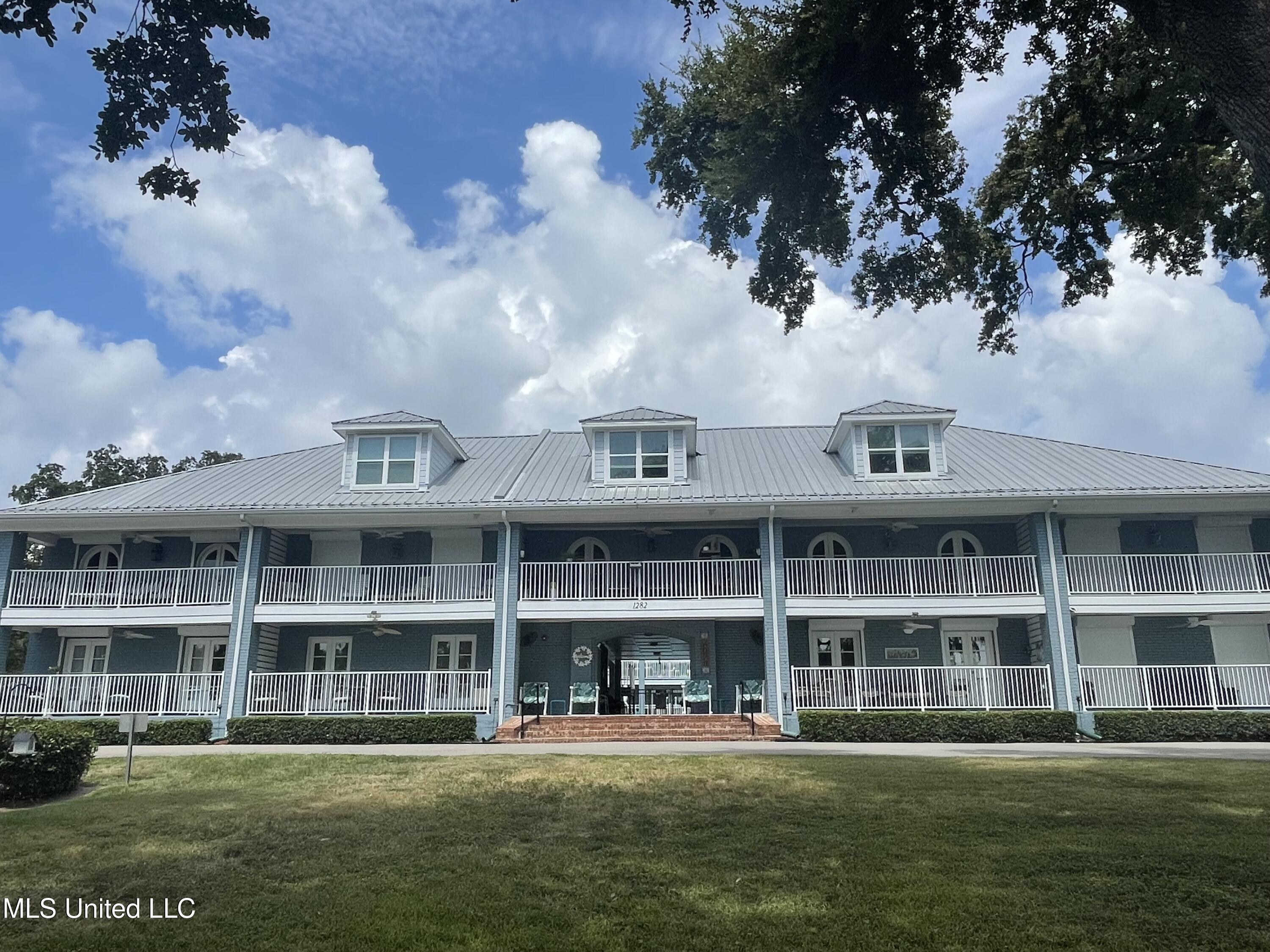 1282 Beach Boulevard Property Photo 1