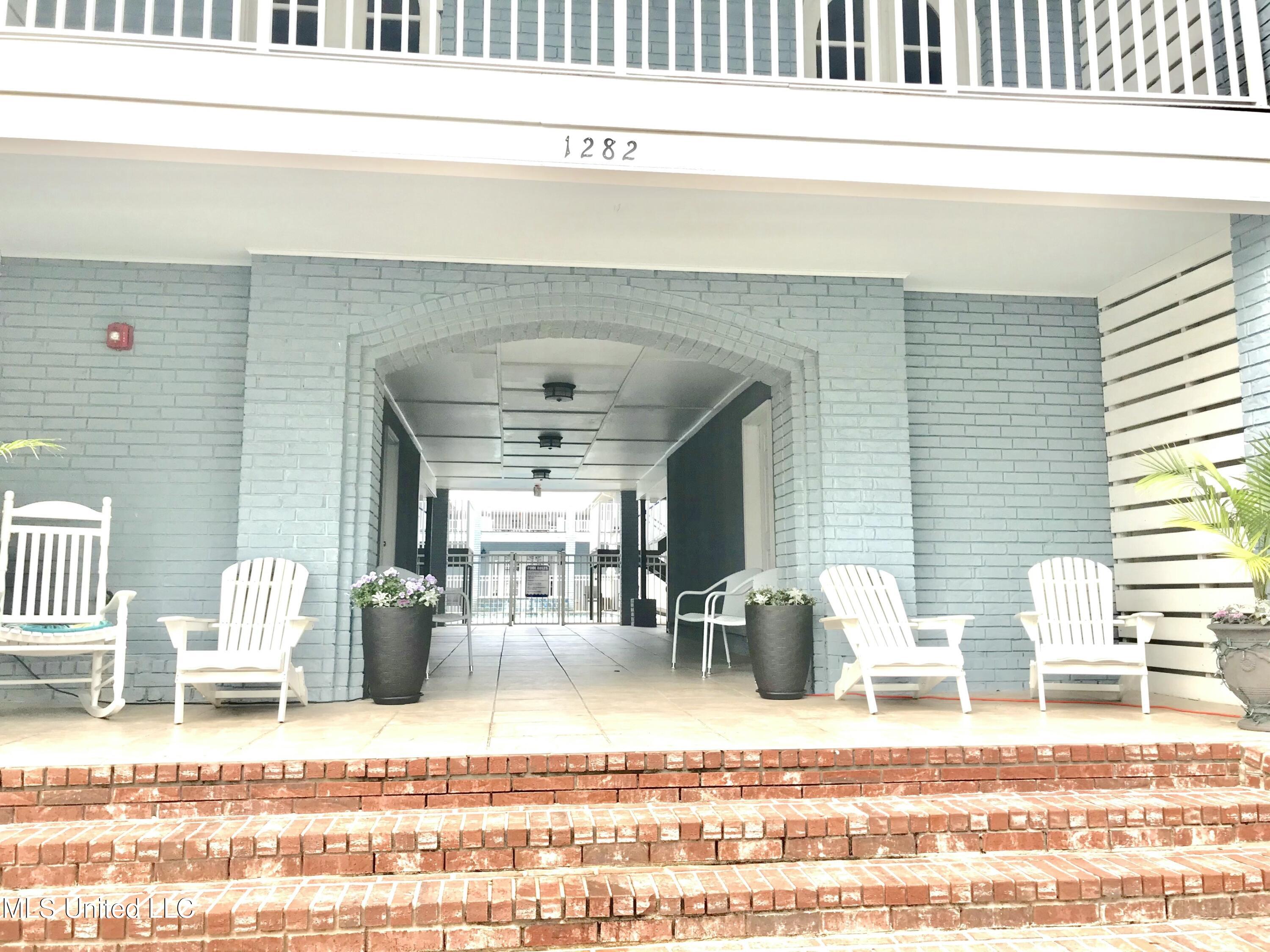 1282 Beach Boulevard Property Photo 16