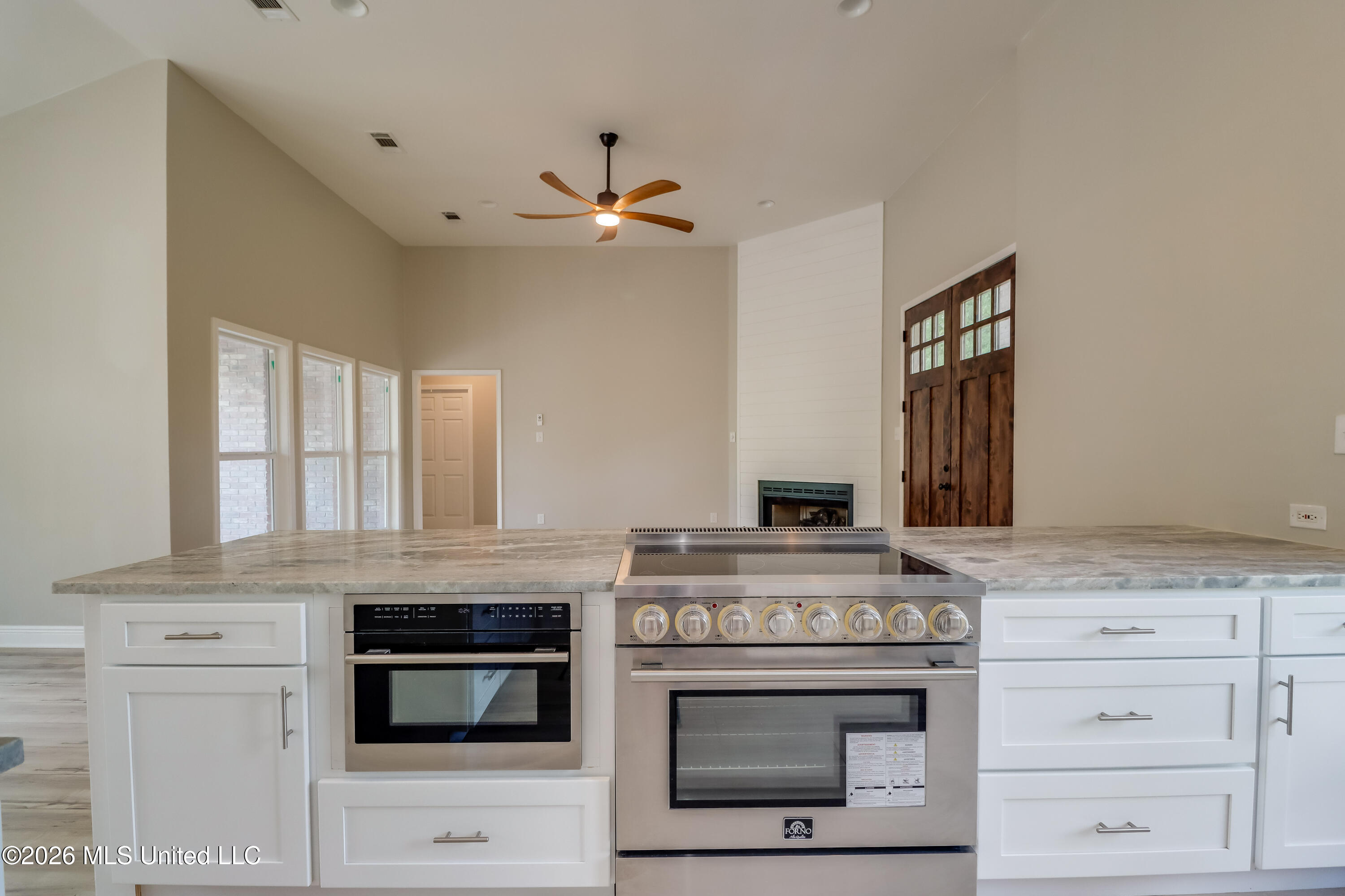 6716 Country Pines Lane Property Photo 6
