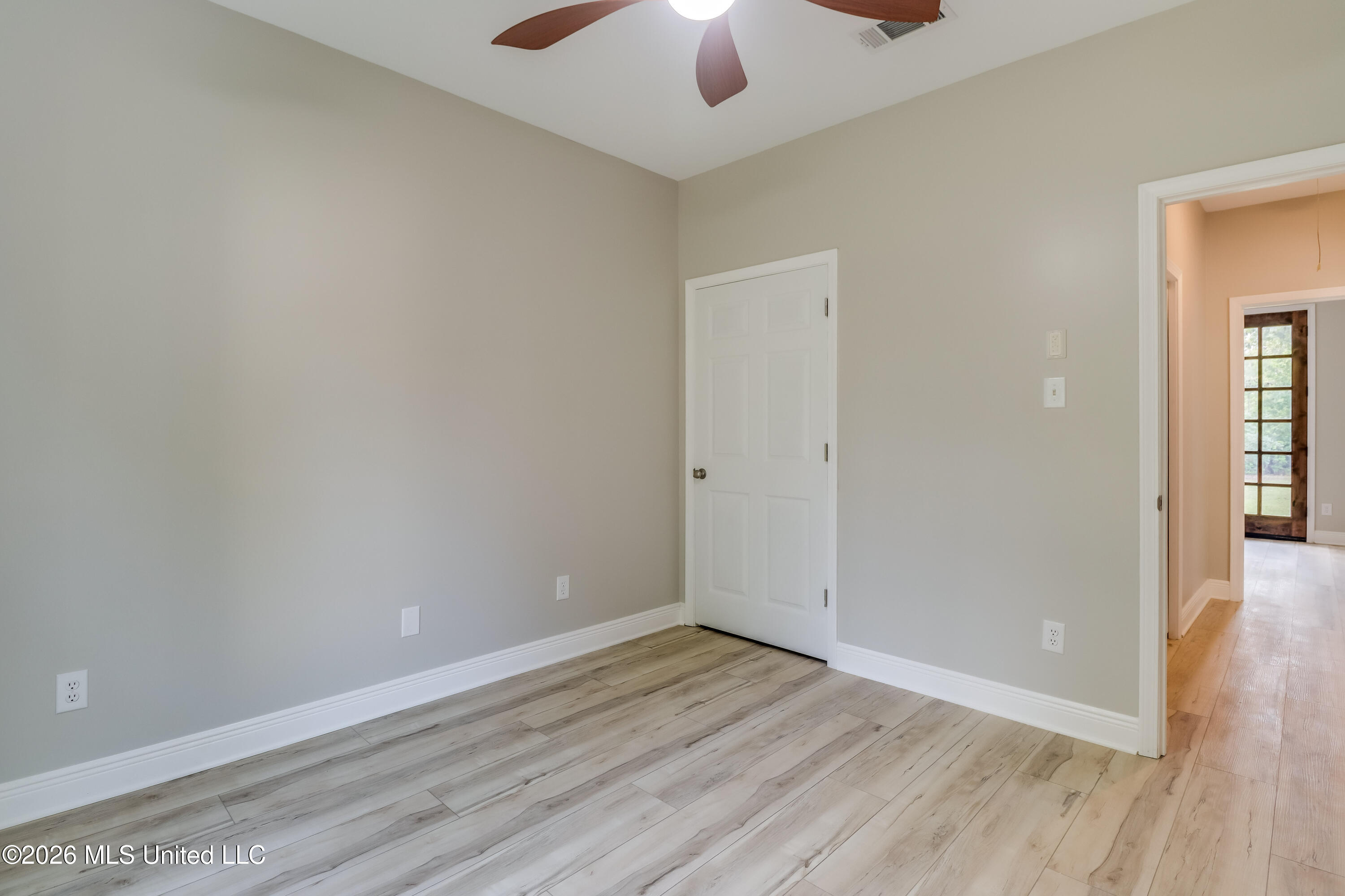 6716 Country Pines Lane Property Photo 22