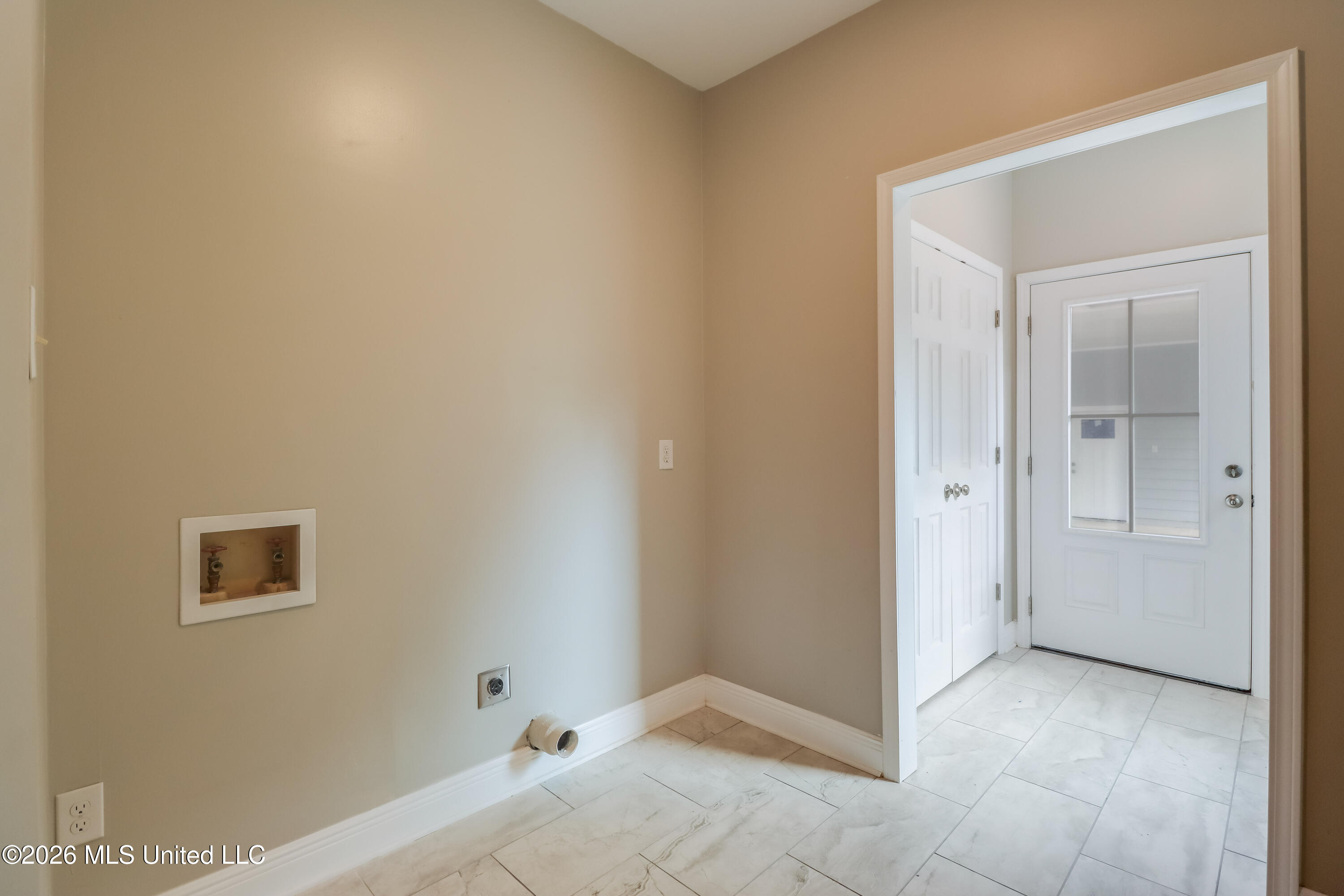 6716 Country Pines Lane Property Photo 27