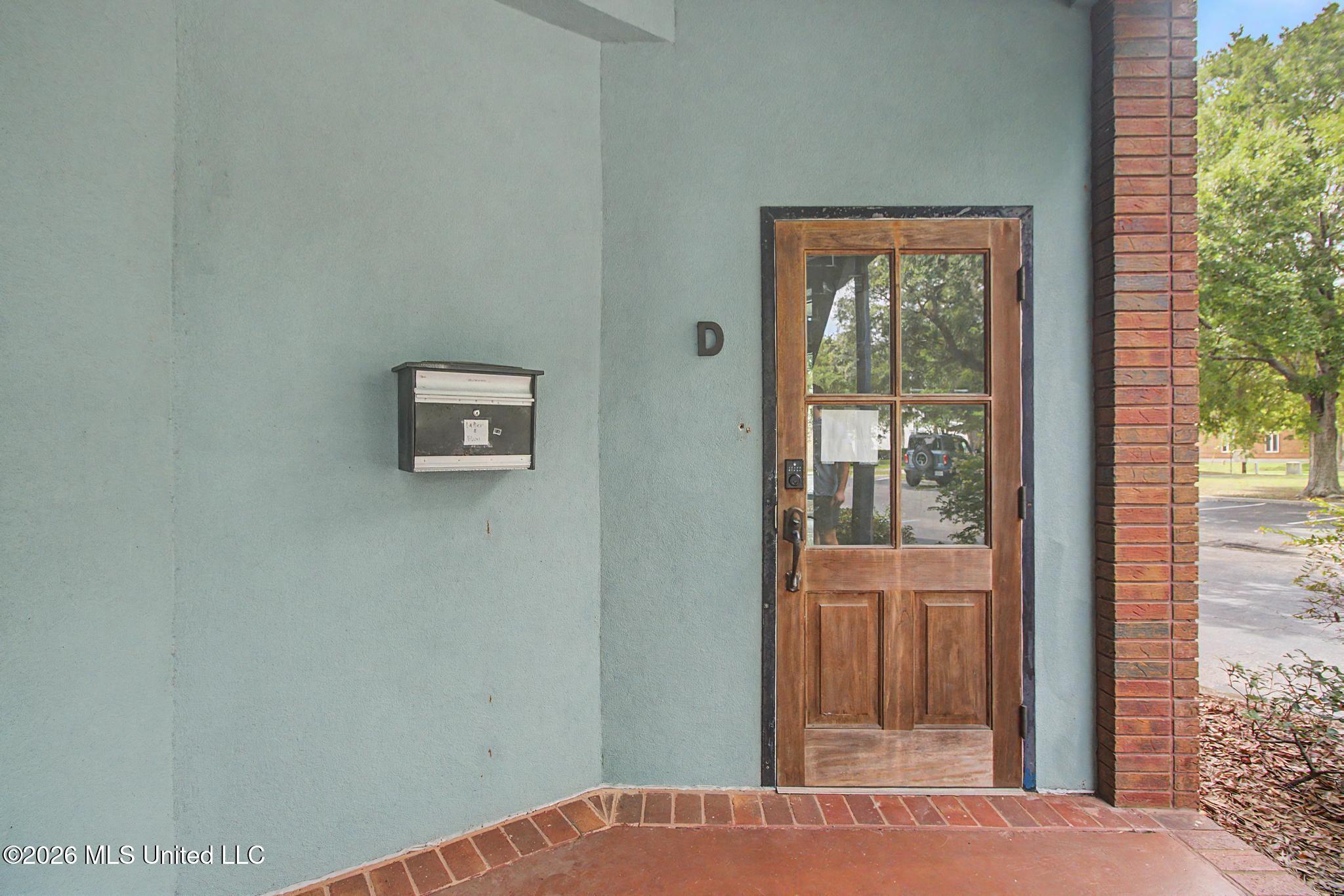 2554 Beach Boulevard Property Photo 13