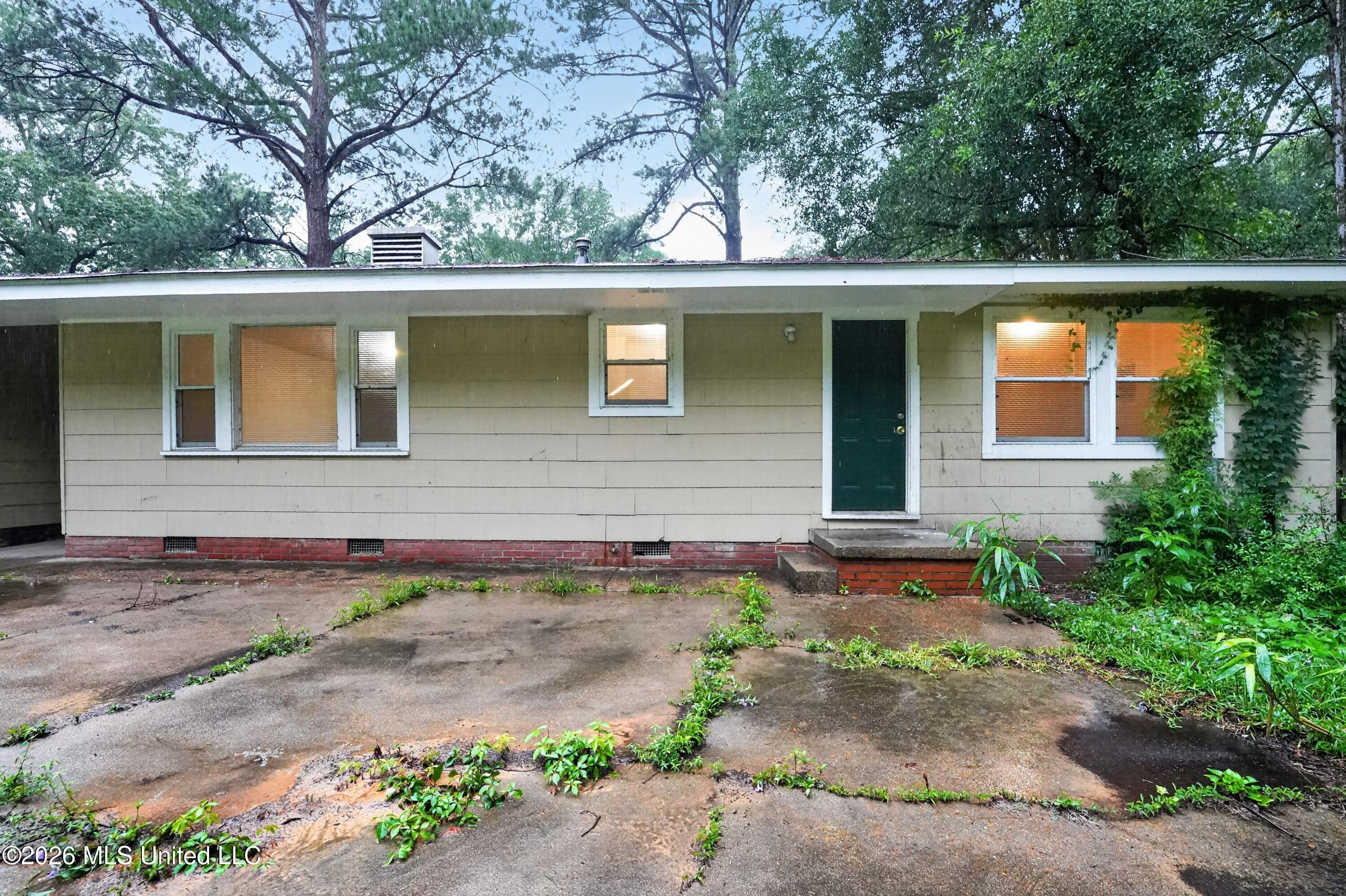 3110 Peterson Drive Property Photo 1
