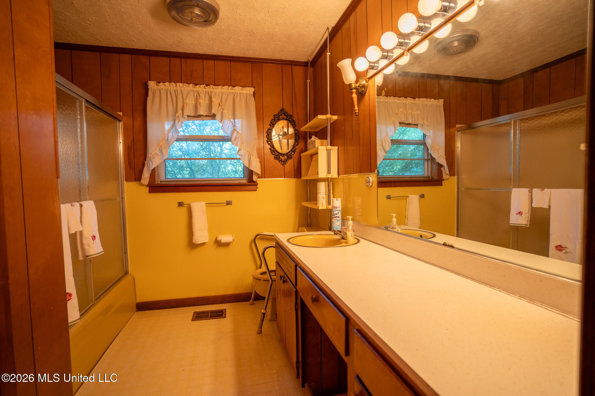 776 Raymond Williams Property Photo 74