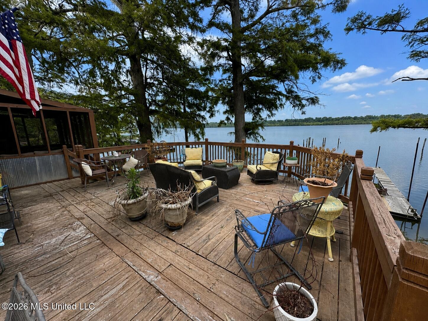 2740 Moon Lake Road Property Photo 4